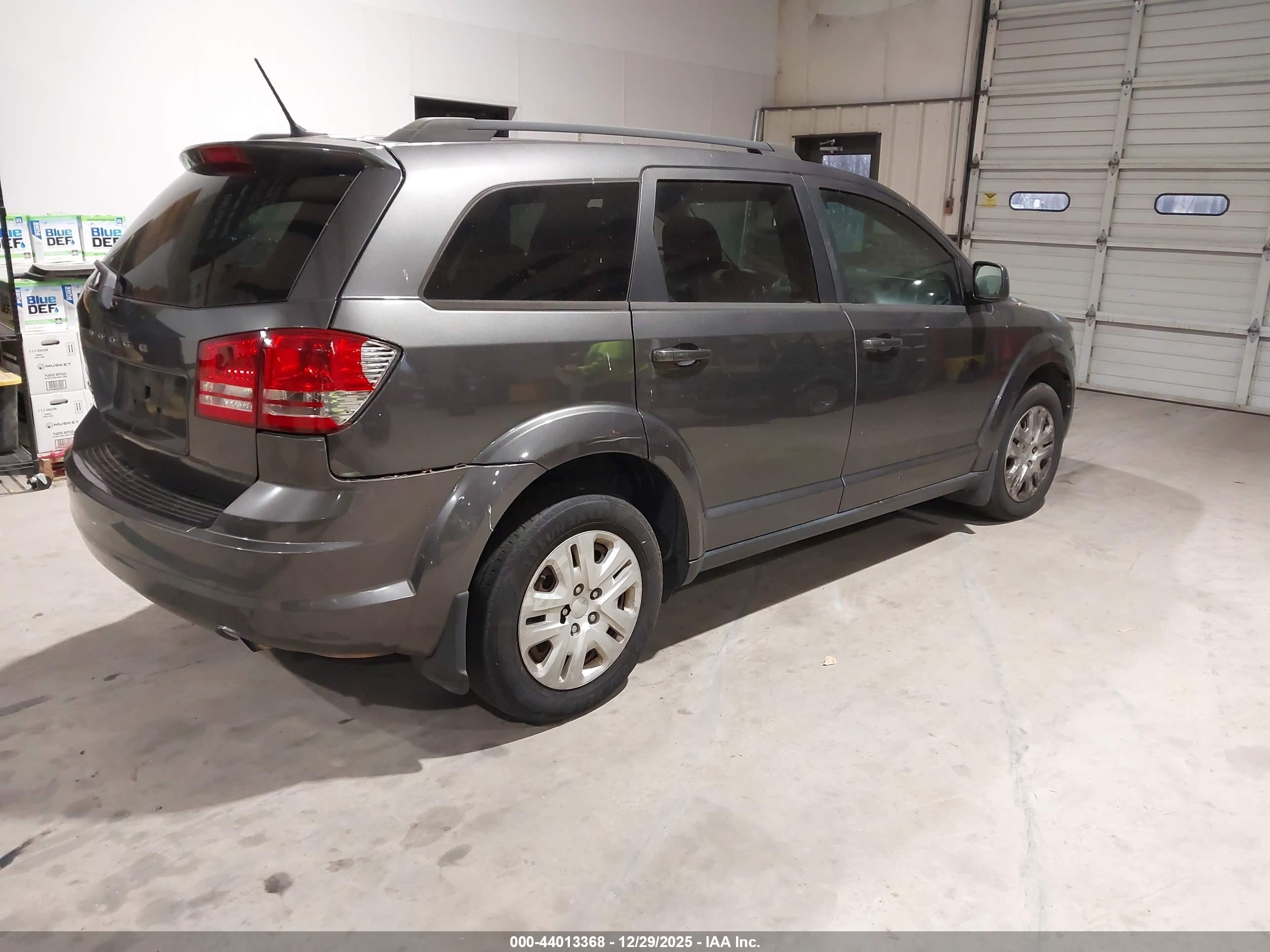 DODGE JOURNEY image 4
