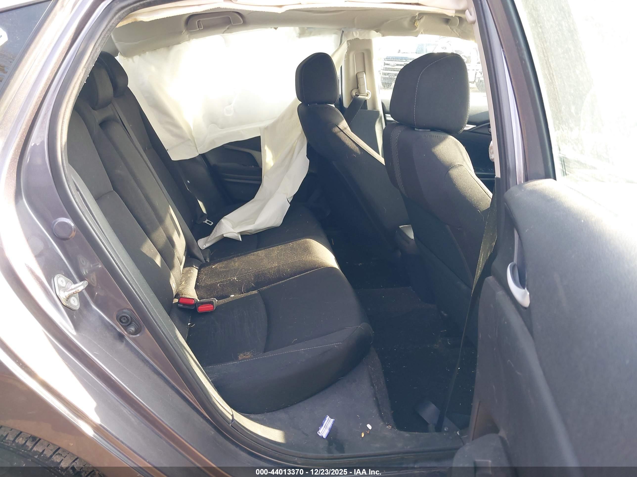 HONDA CIVIC image 8
