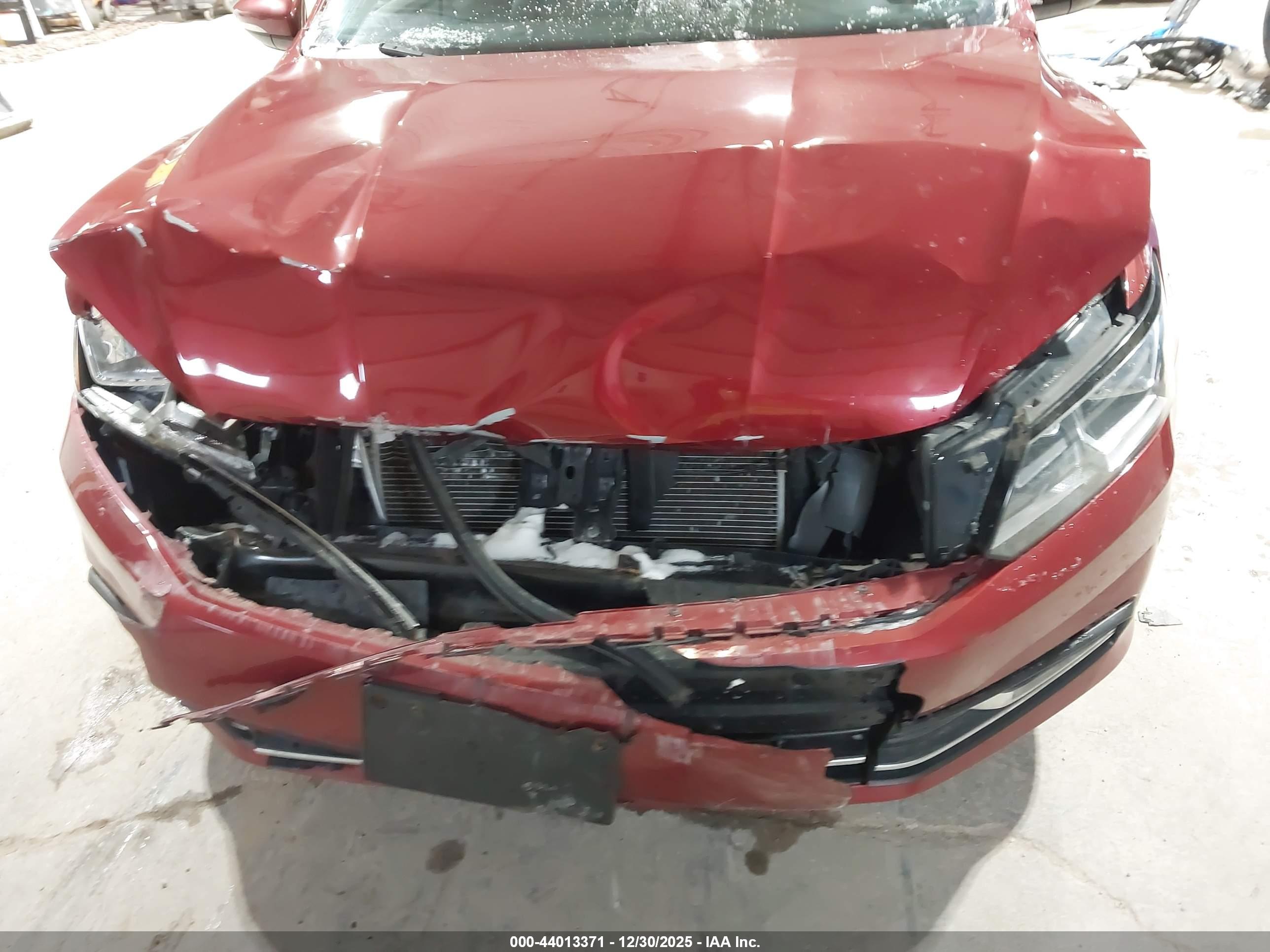 VOLKSWAGEN PASSAT image 6