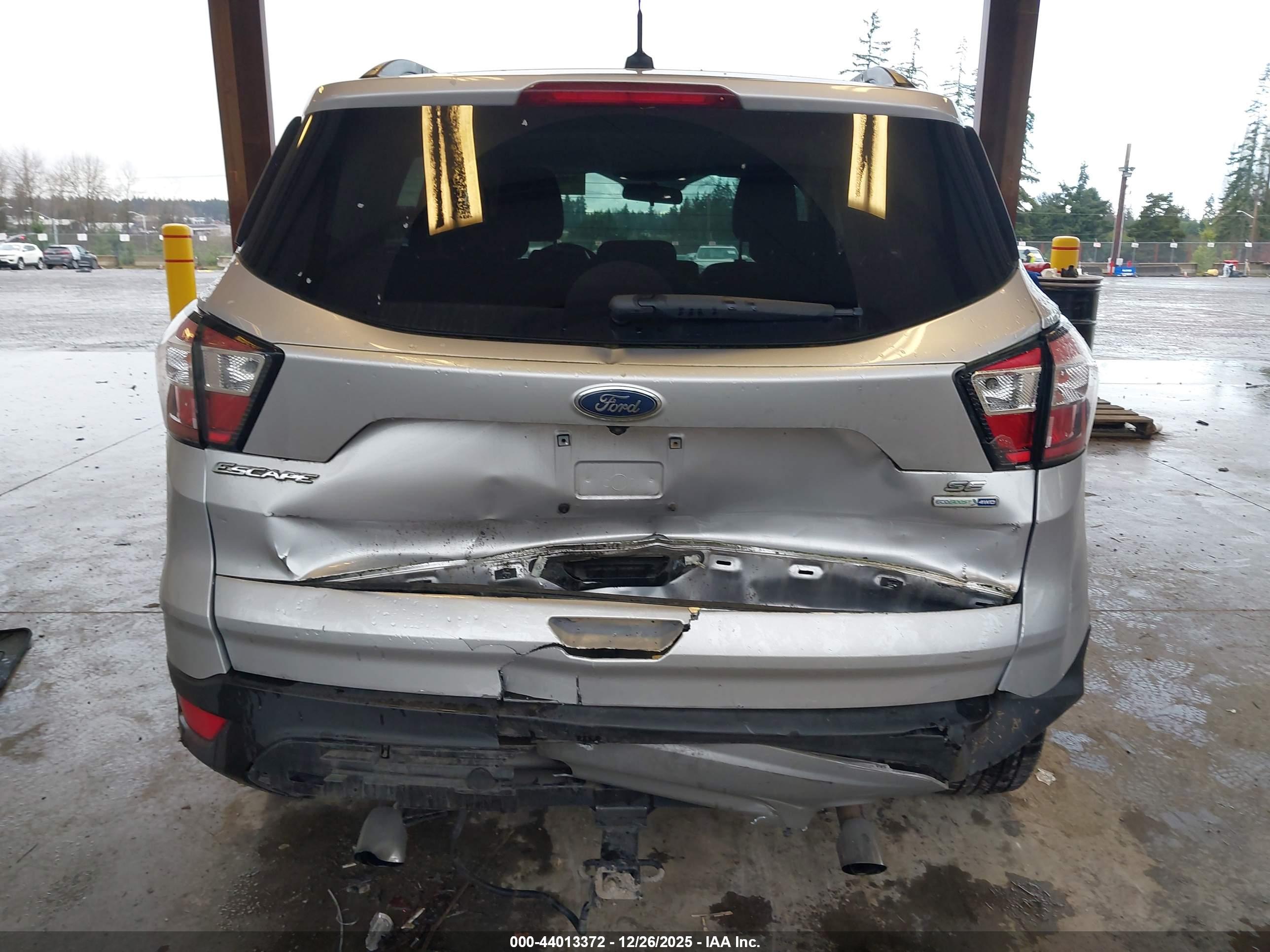 FORD ESCAPE image 6