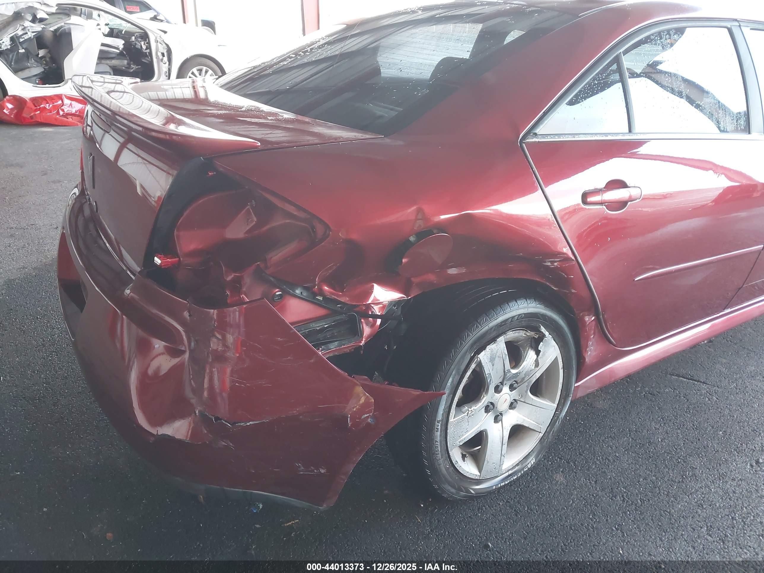PONTIAC G6 image 6