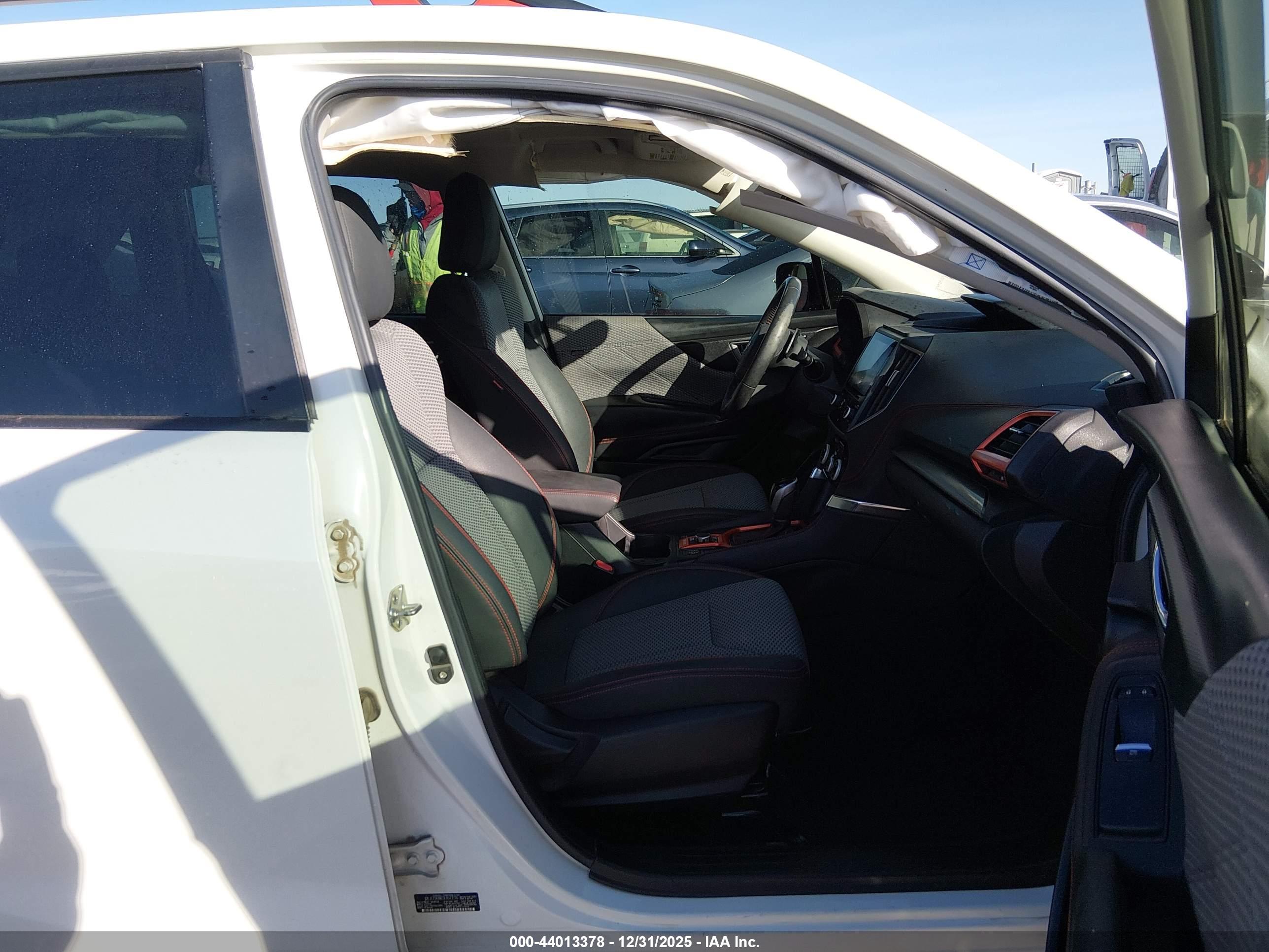 SUBARU FORESTER image 5