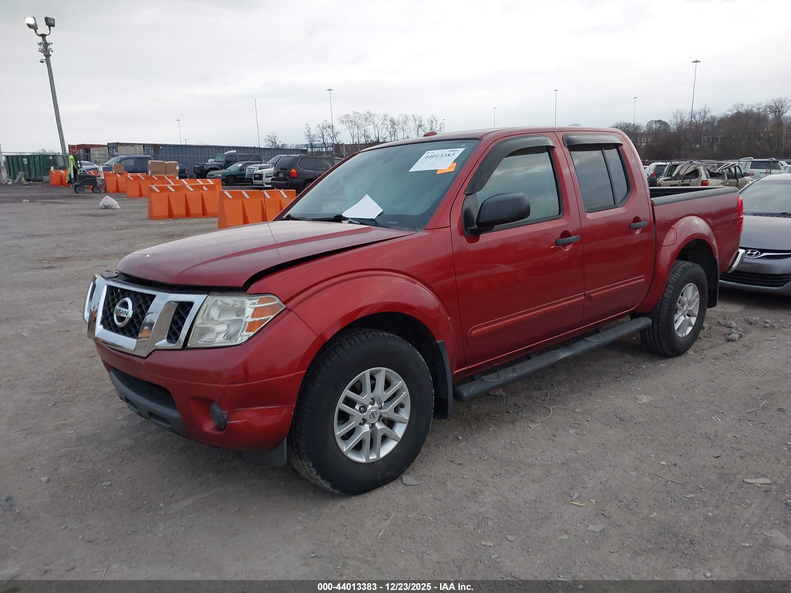 NISSAN FRONTIER image 2