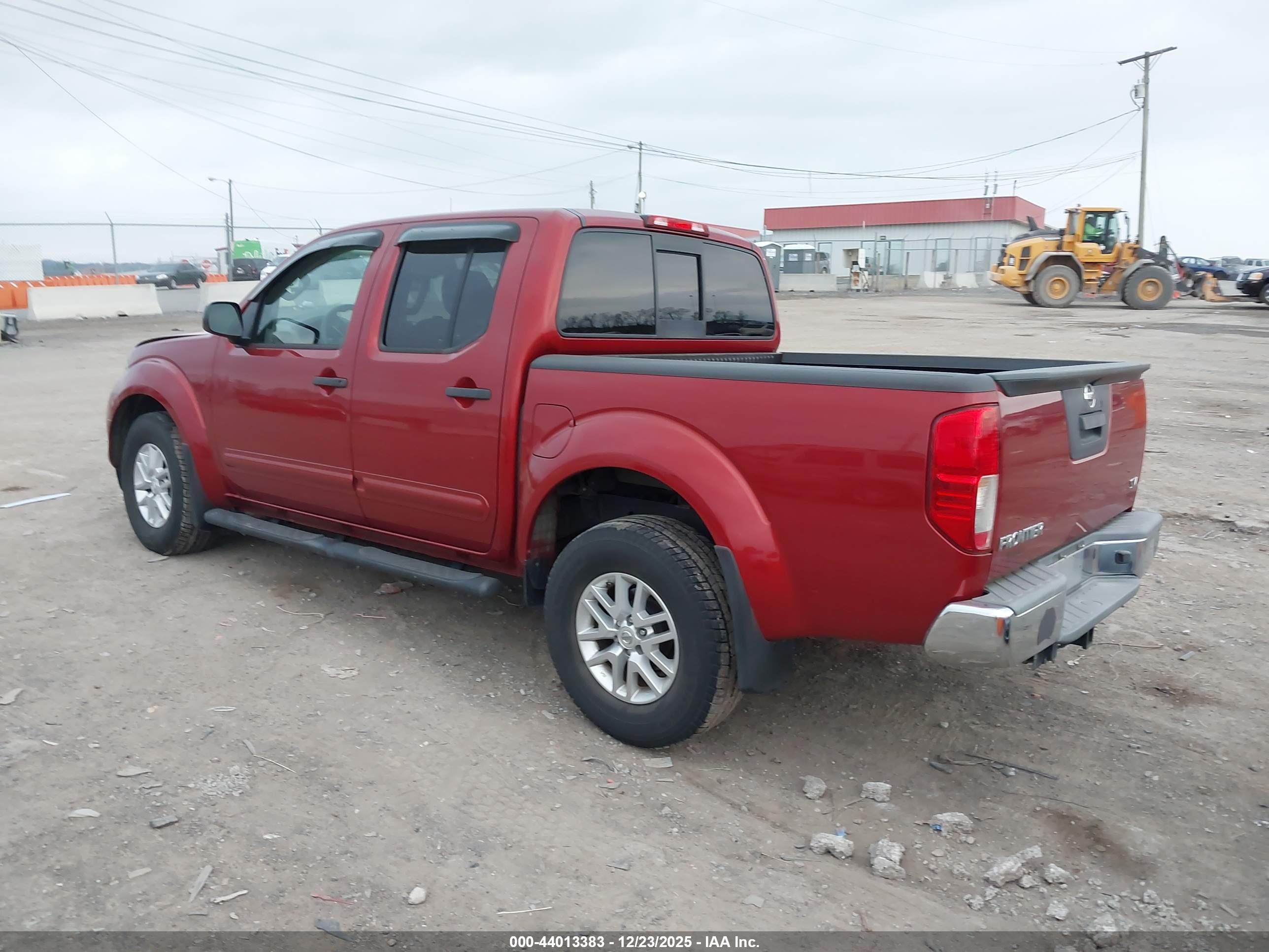 NISSAN FRONTIER image 3
