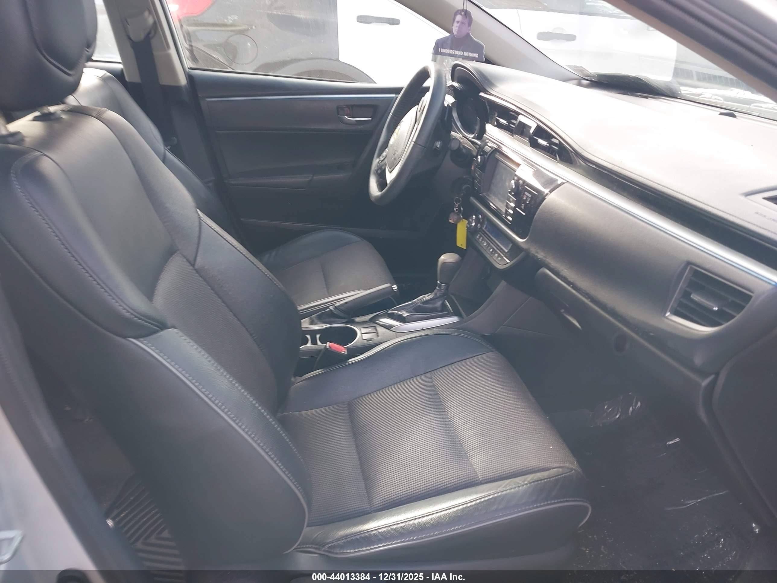 TOYOTA COROLLA image 5