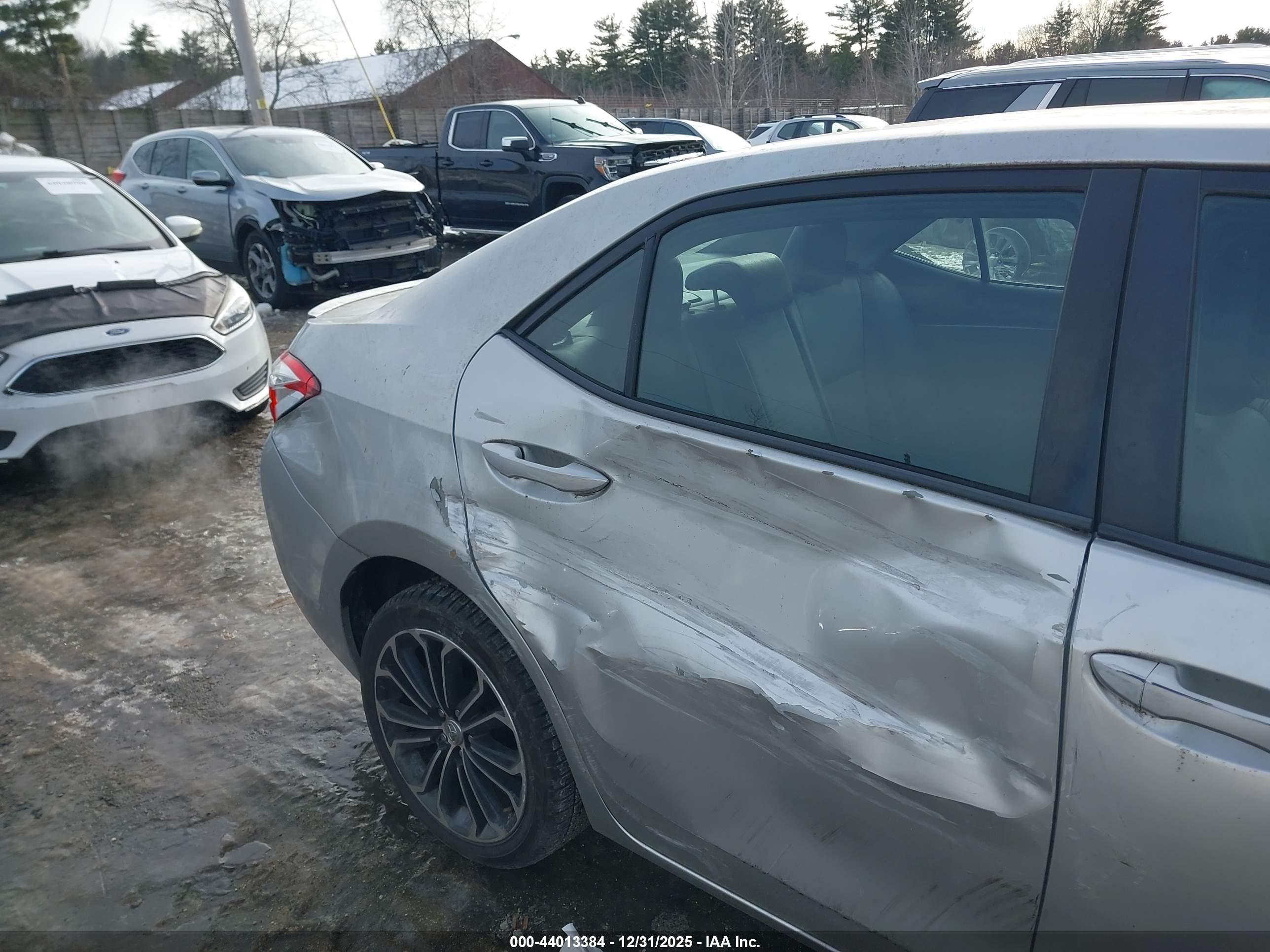 TOYOTA COROLLA image 6