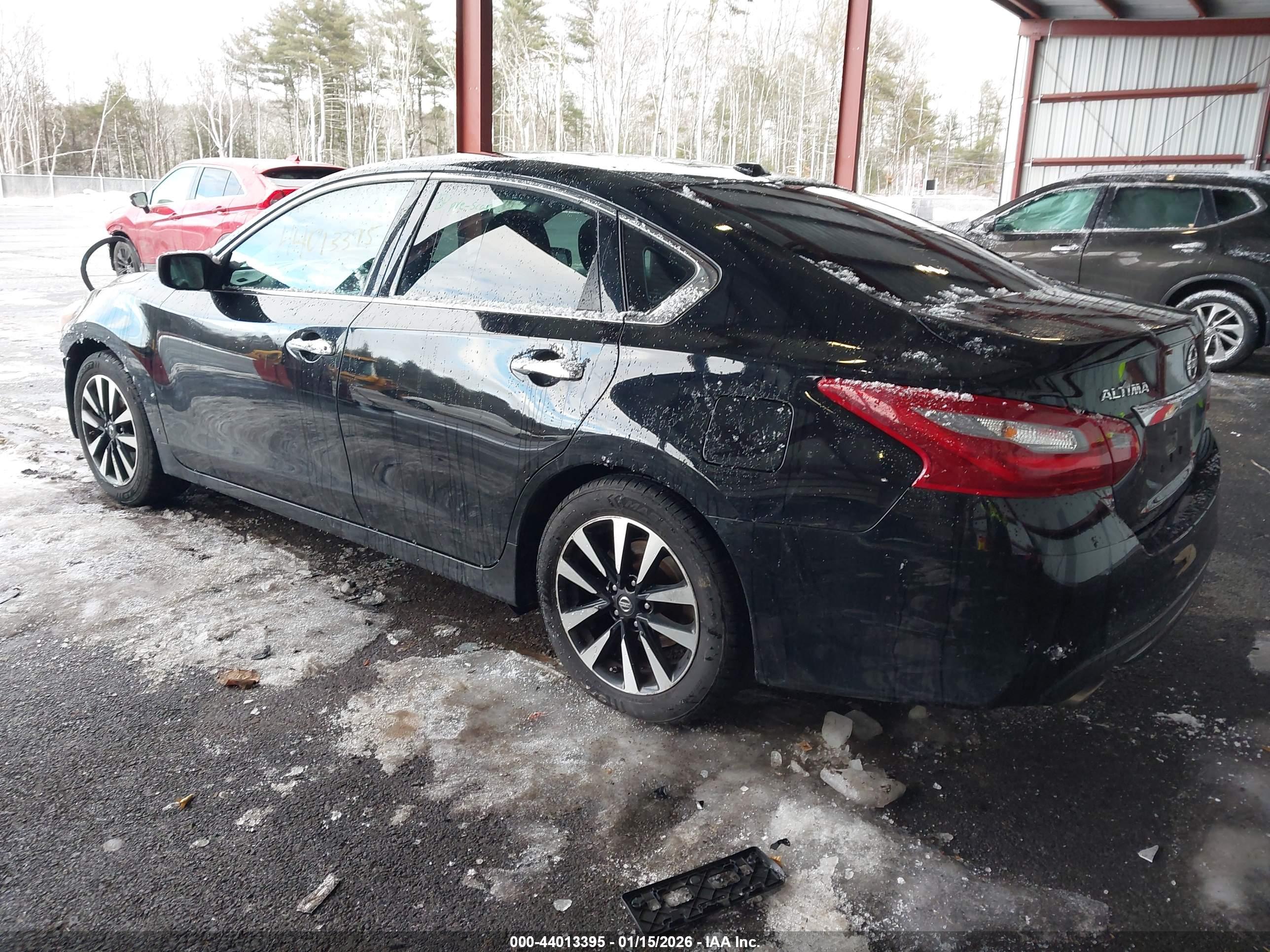 NISSAN ALTIMA image 3