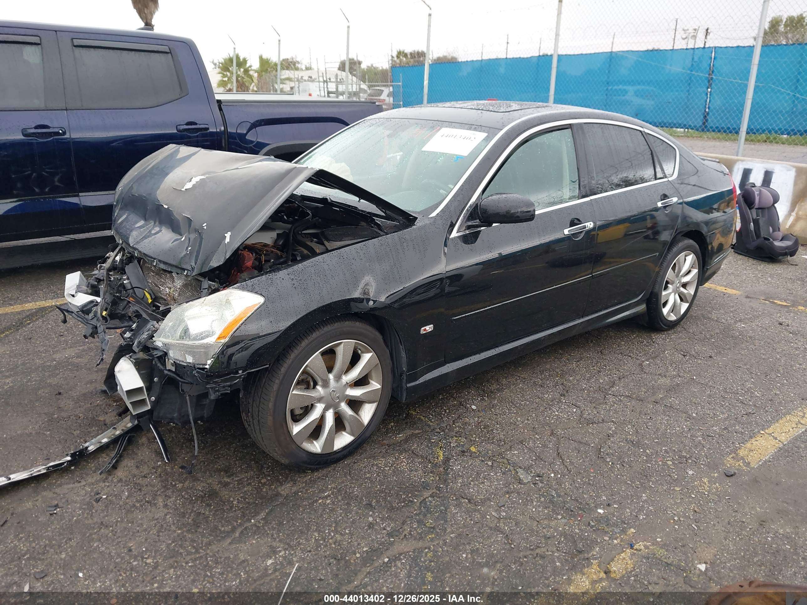 INFINITI M45 image 2