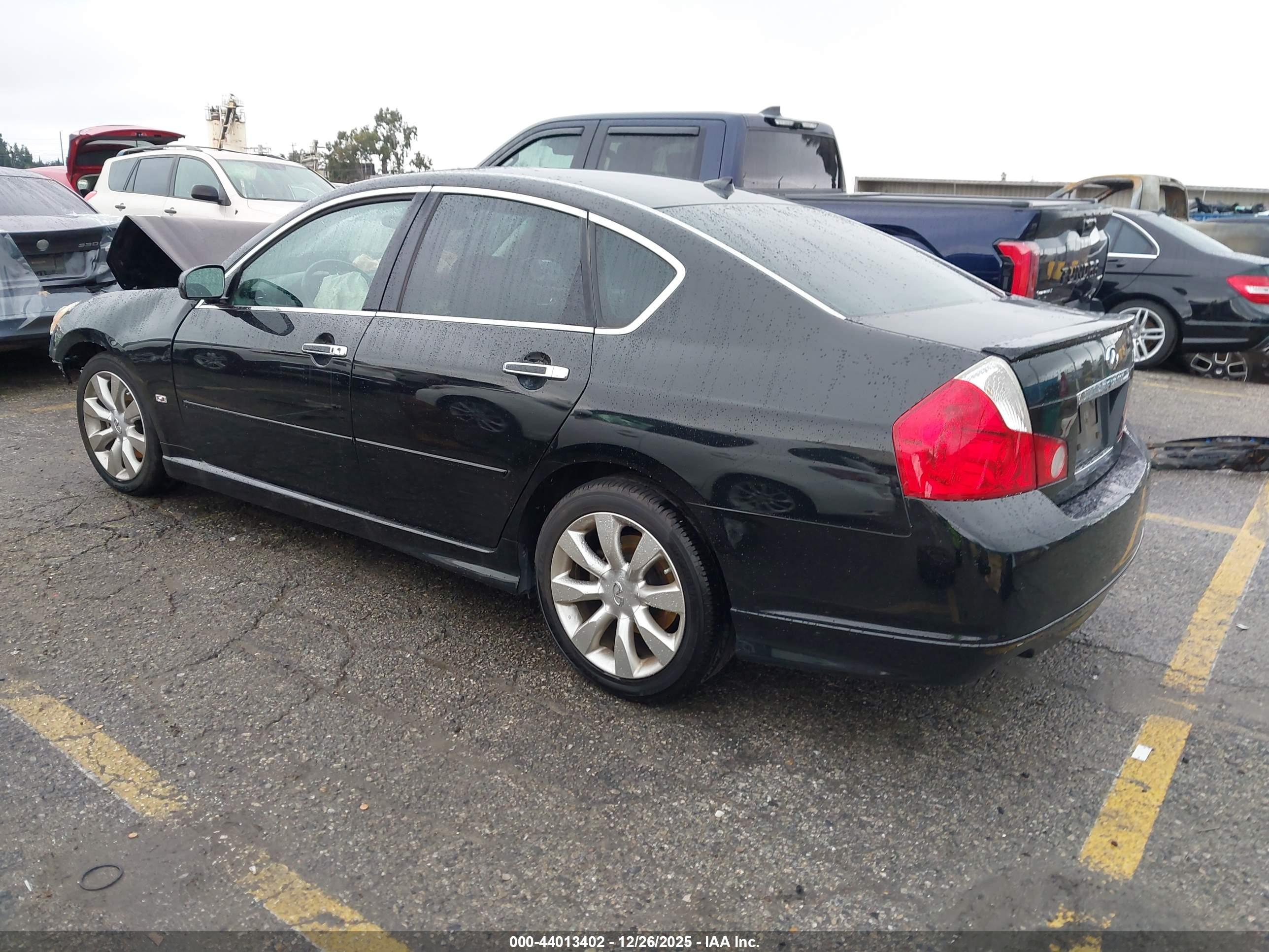 INFINITI M45 image 3