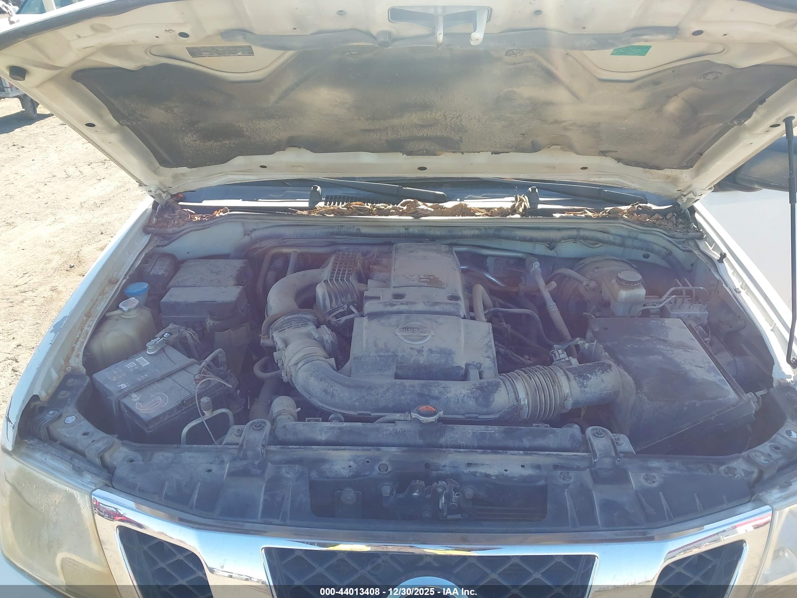 NISSAN FRONTIER image 10