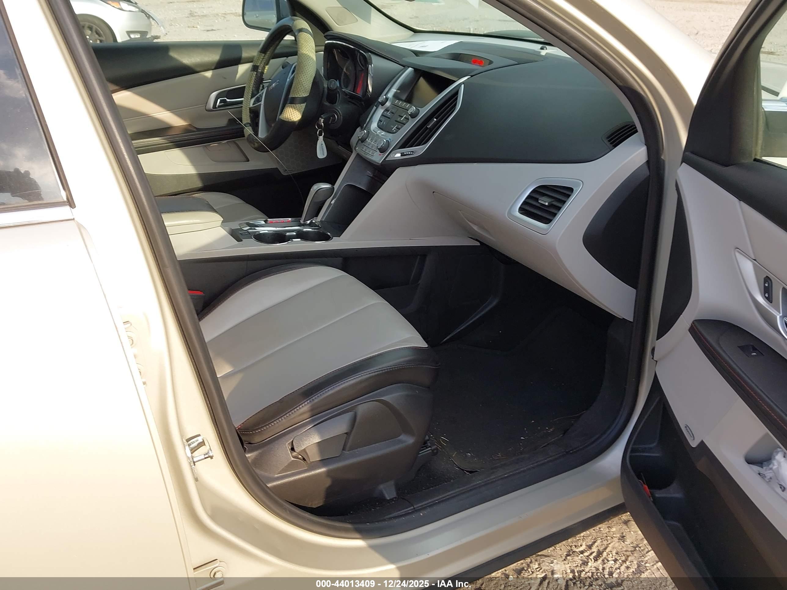 GMC TERRAIN image 5