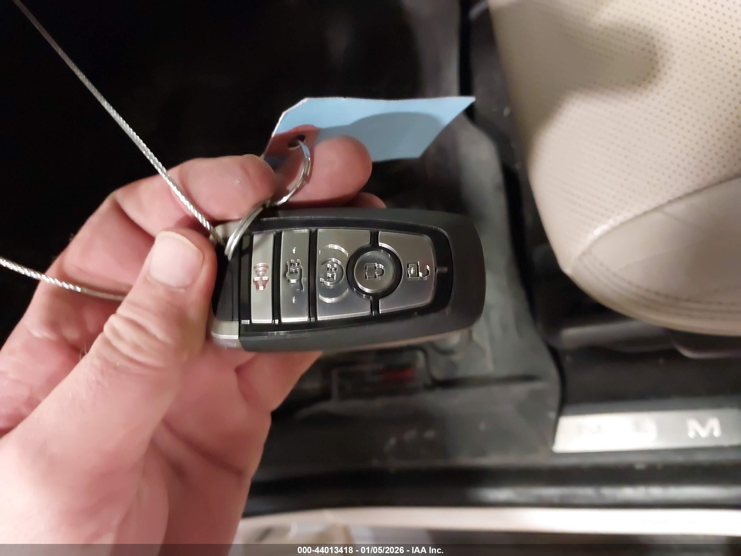 FORD EXPEDITION image 11