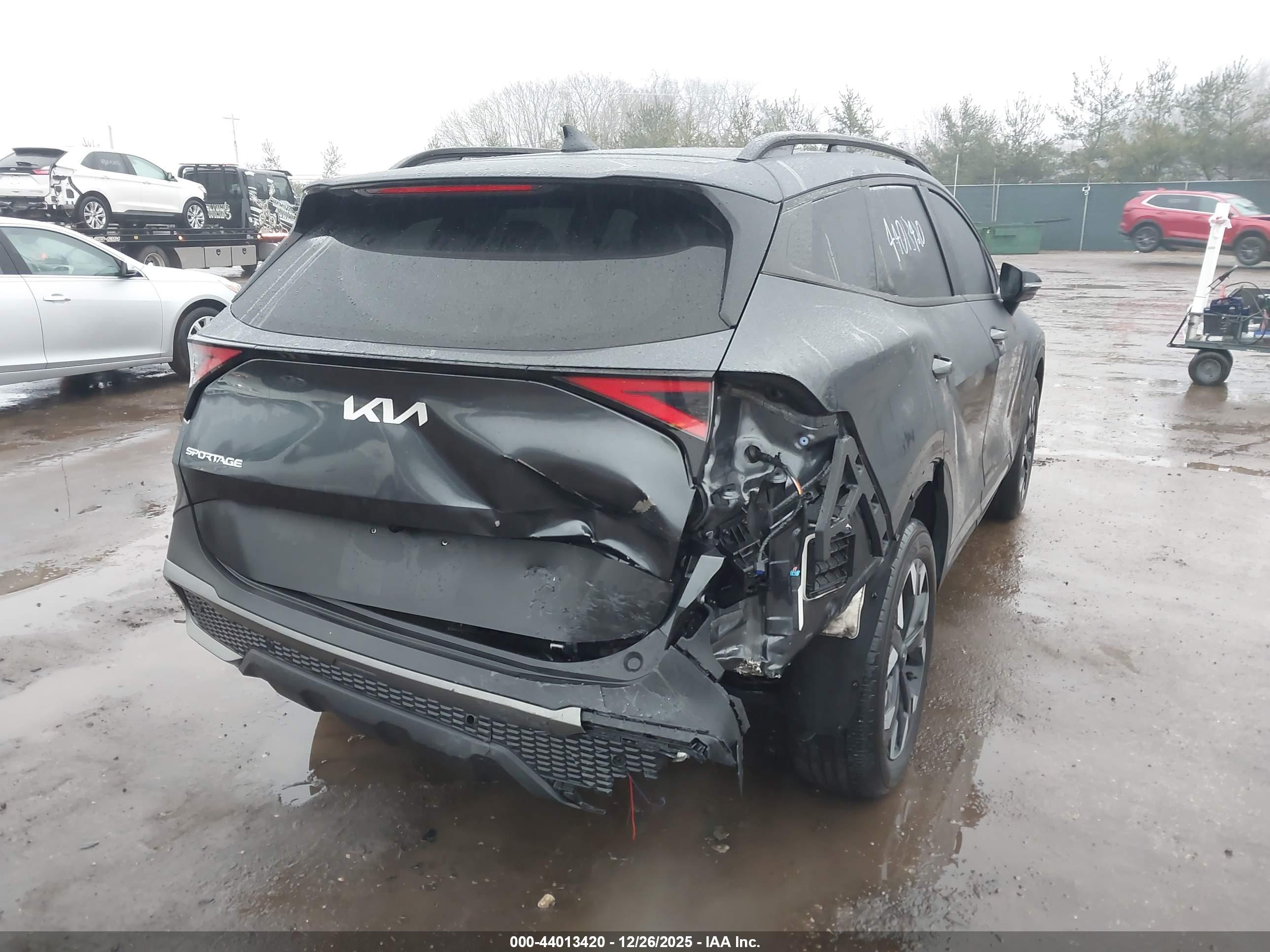 KIA SPORTAGE image 6