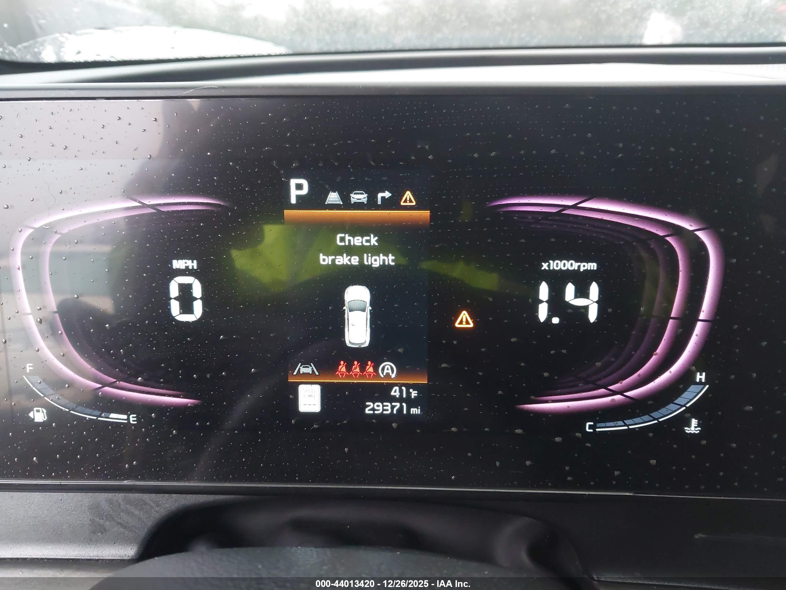 KIA SPORTAGE image 7
