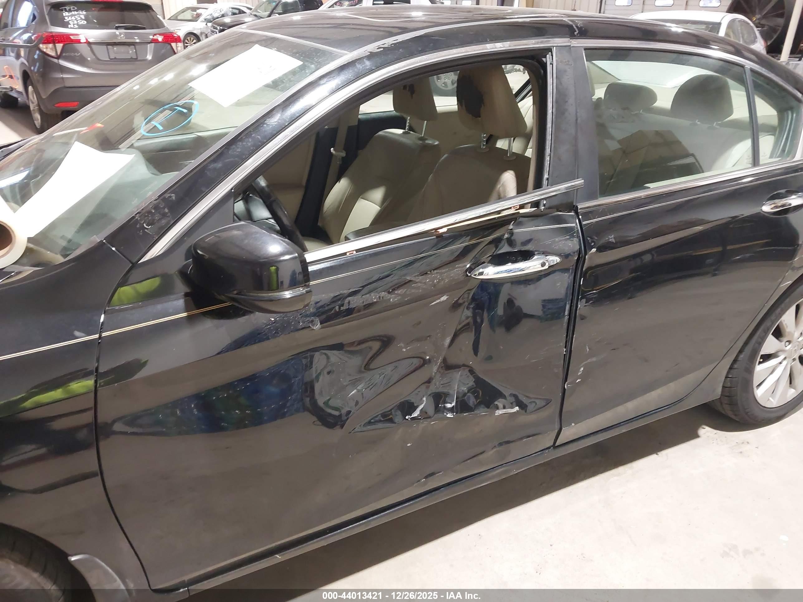 HONDA ACCORD image 6