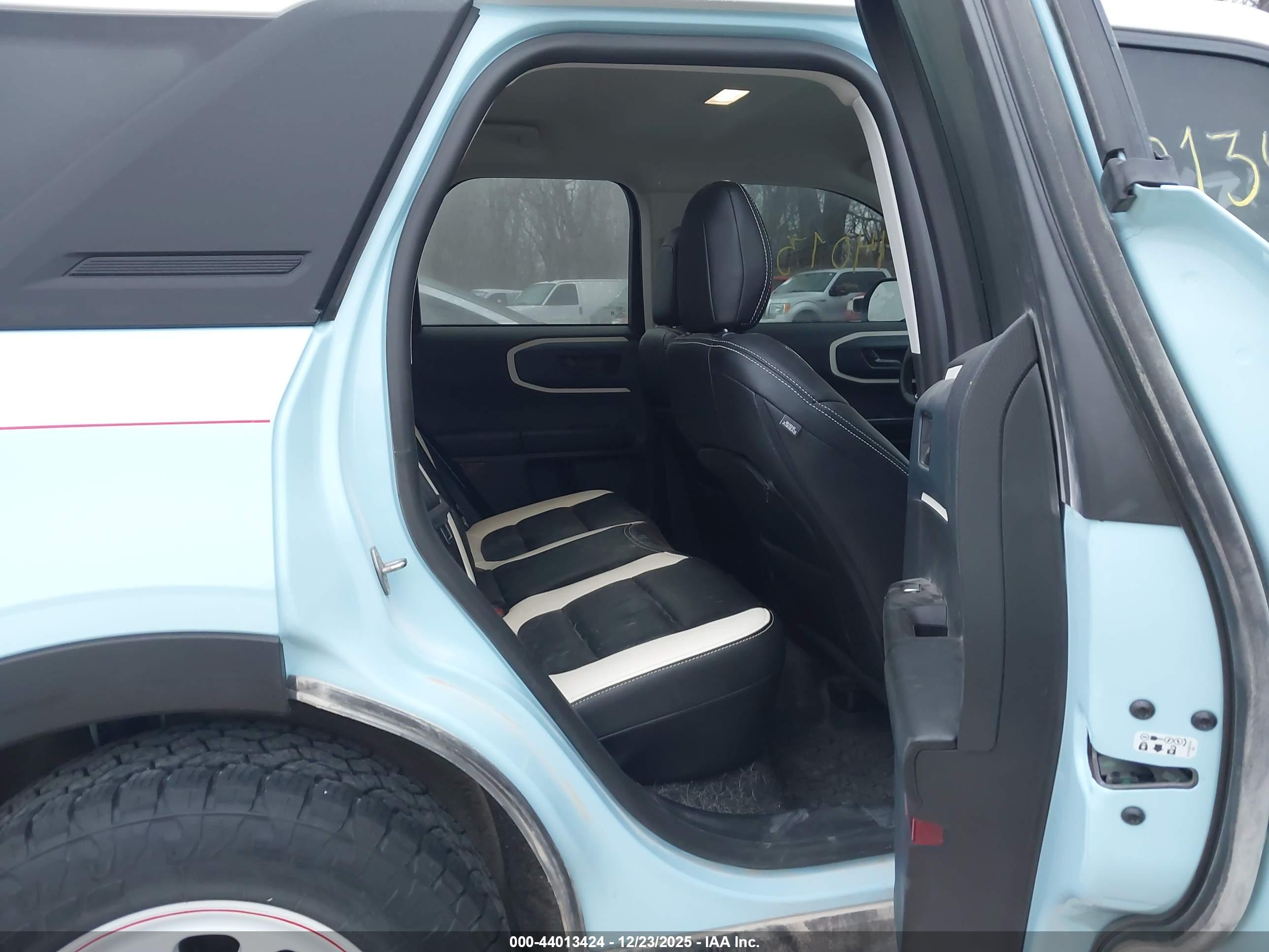 FORD BRONCO image 8
