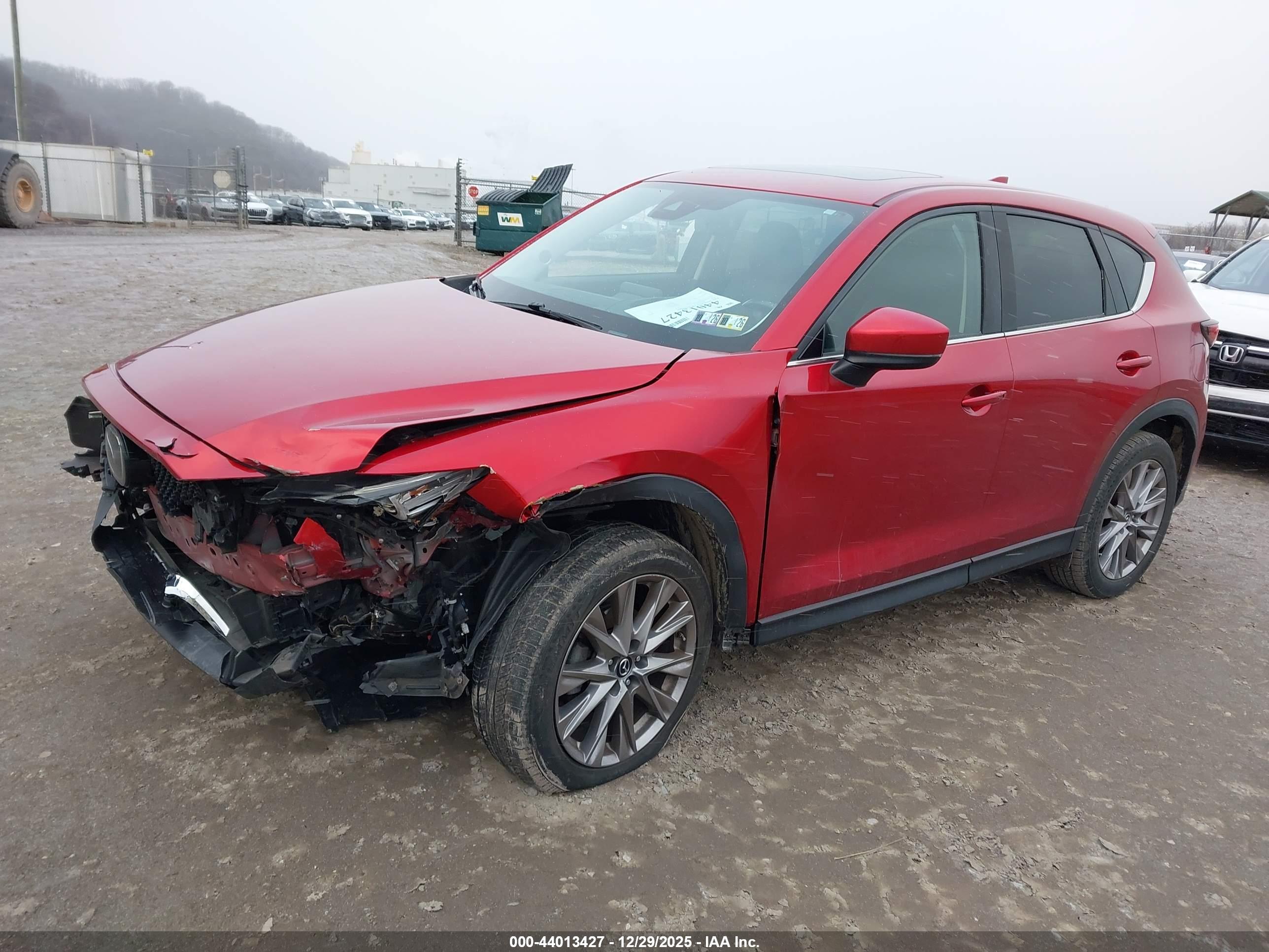 MAZDA CX-5 image 2