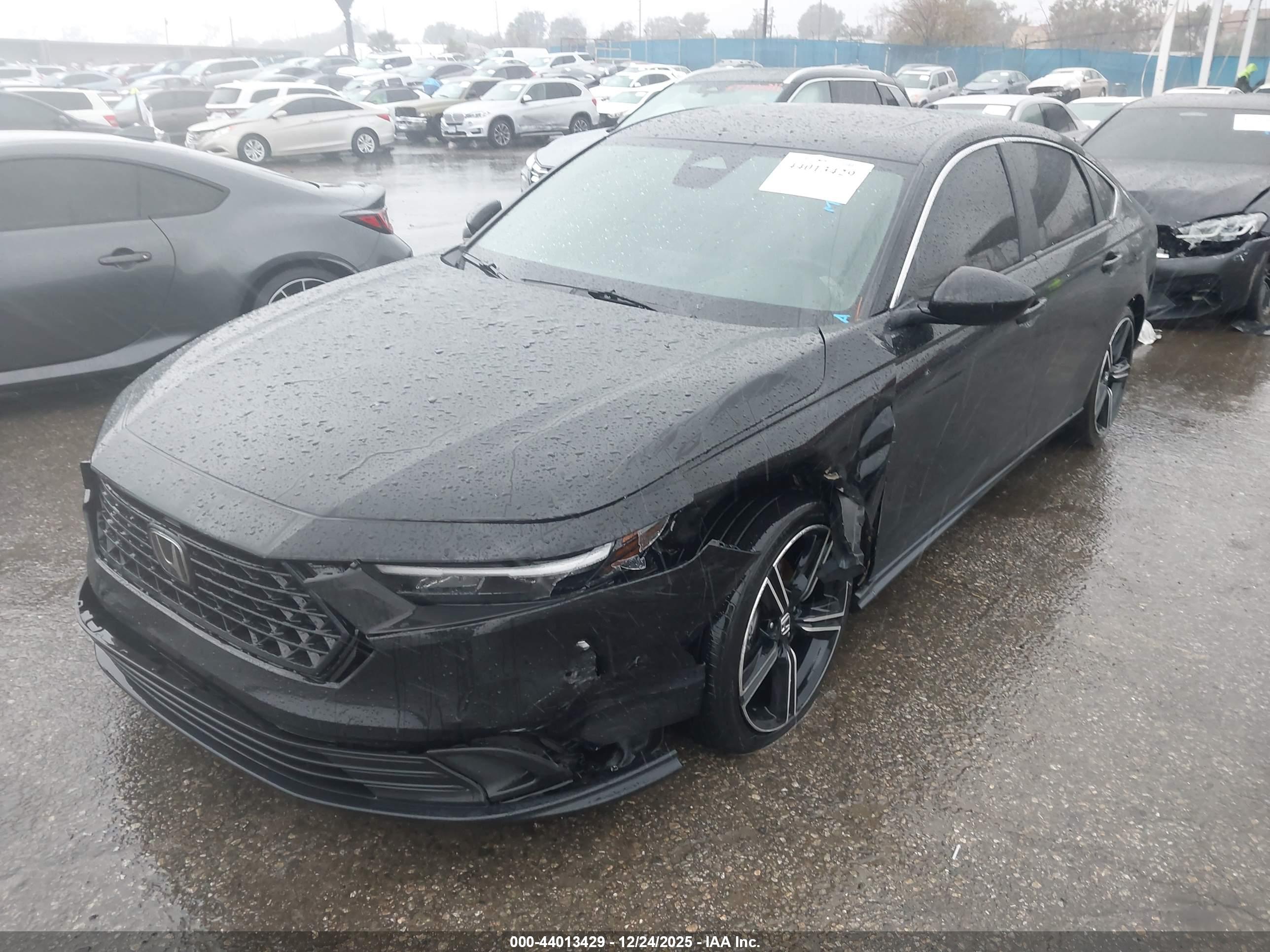HONDA ACCORD image 2