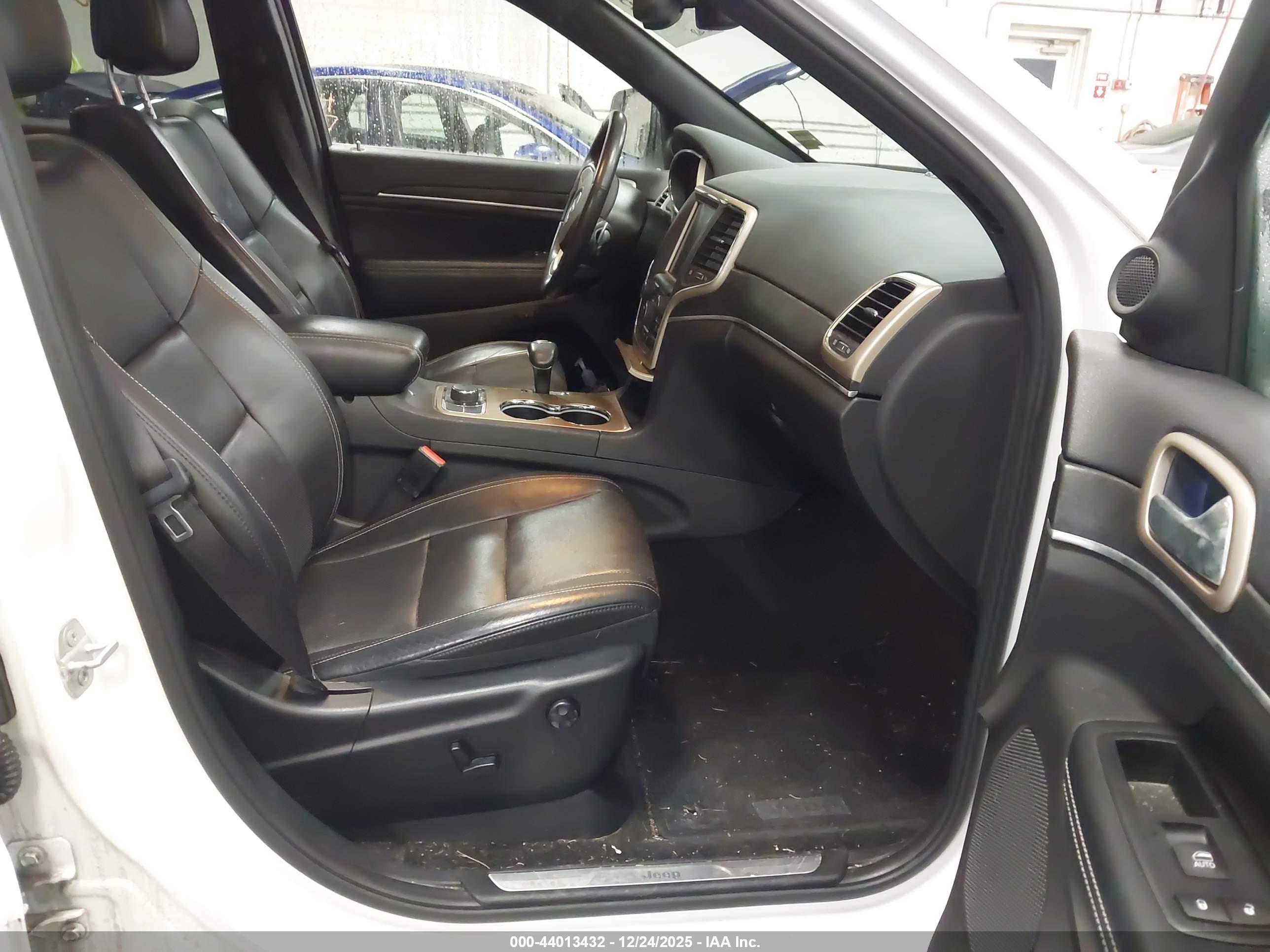 JEEP GRAND image 5