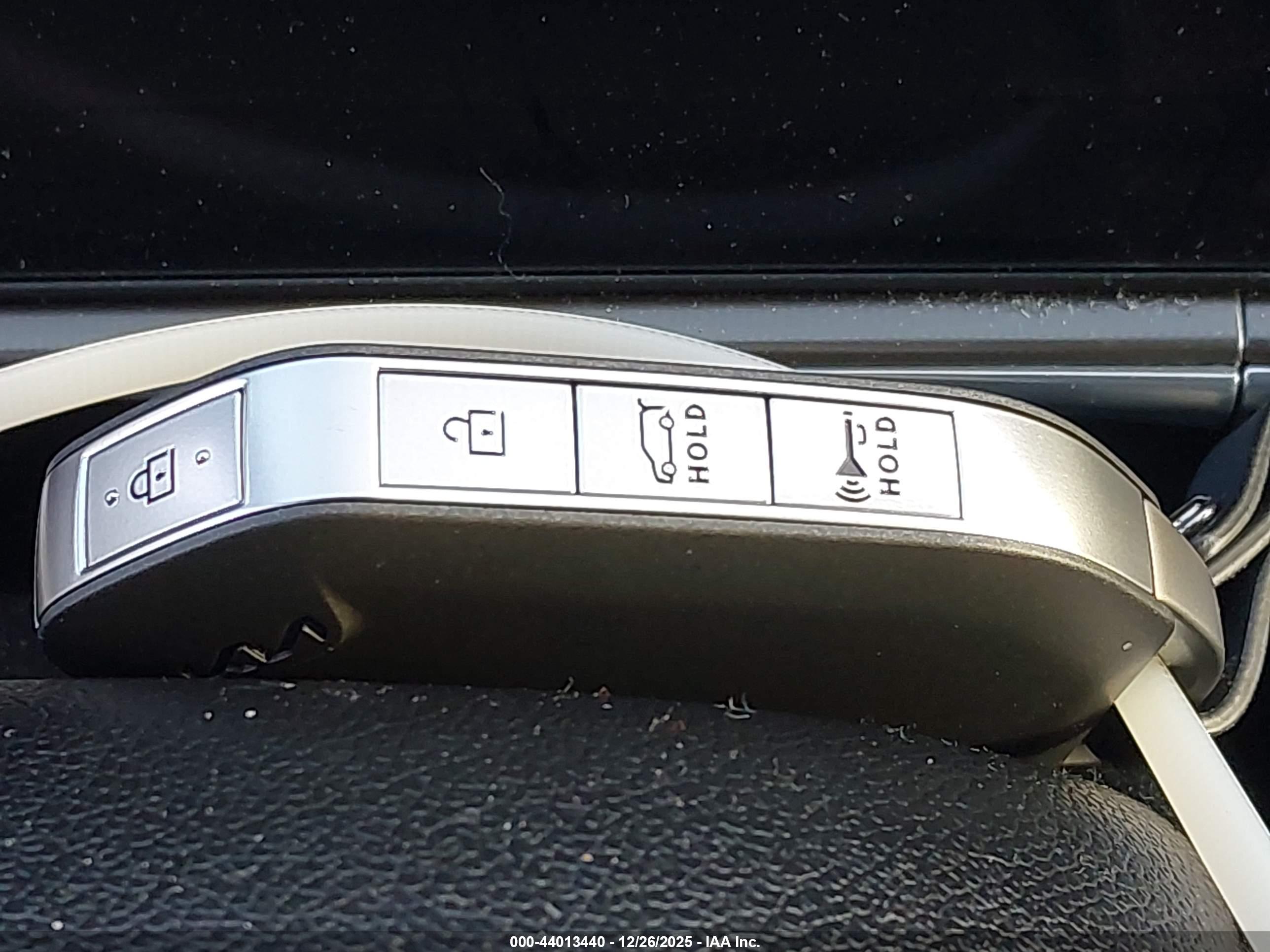 KIA SORENTO image 11