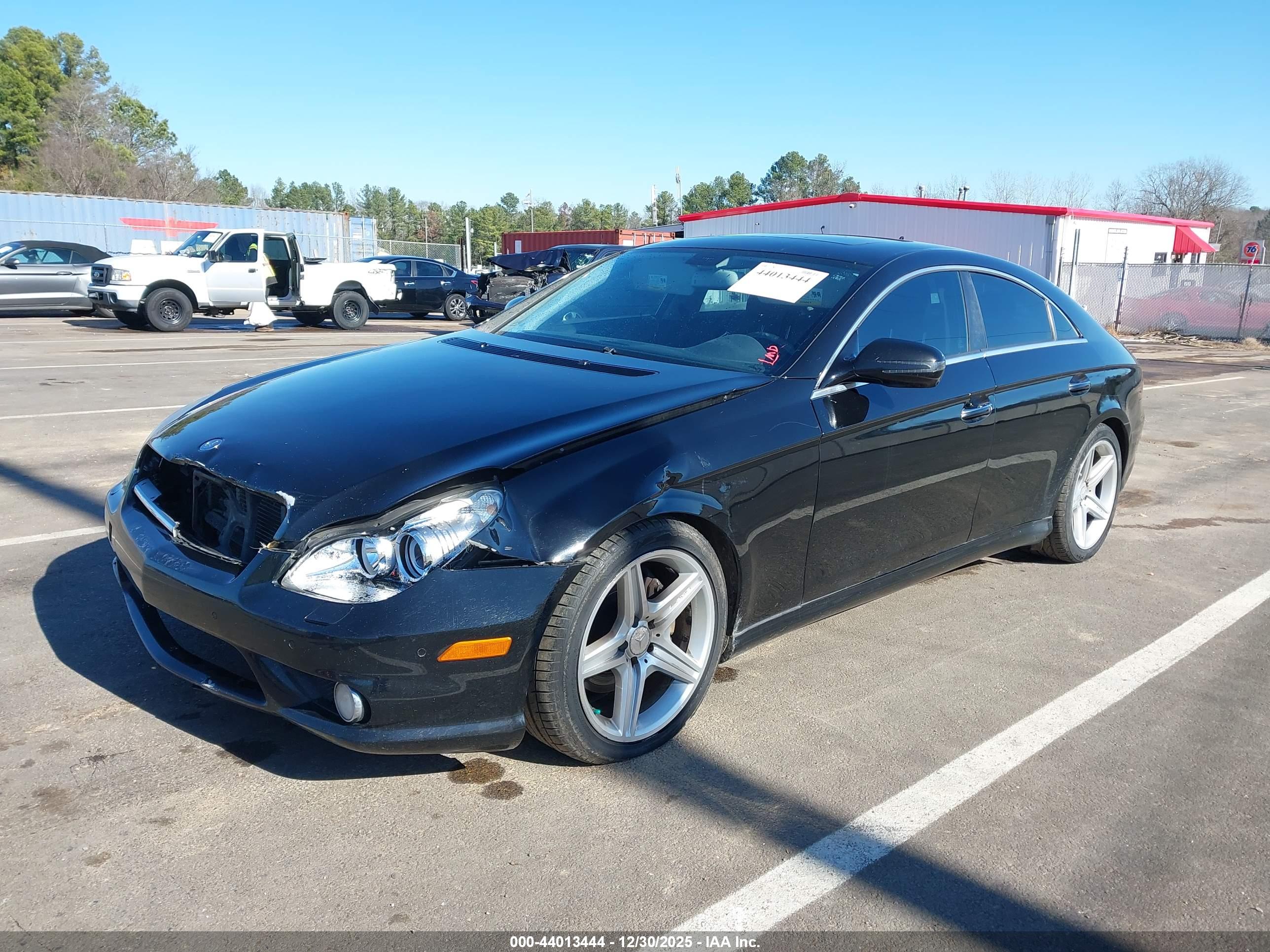 MERCEDES-BENZ CLS image 2