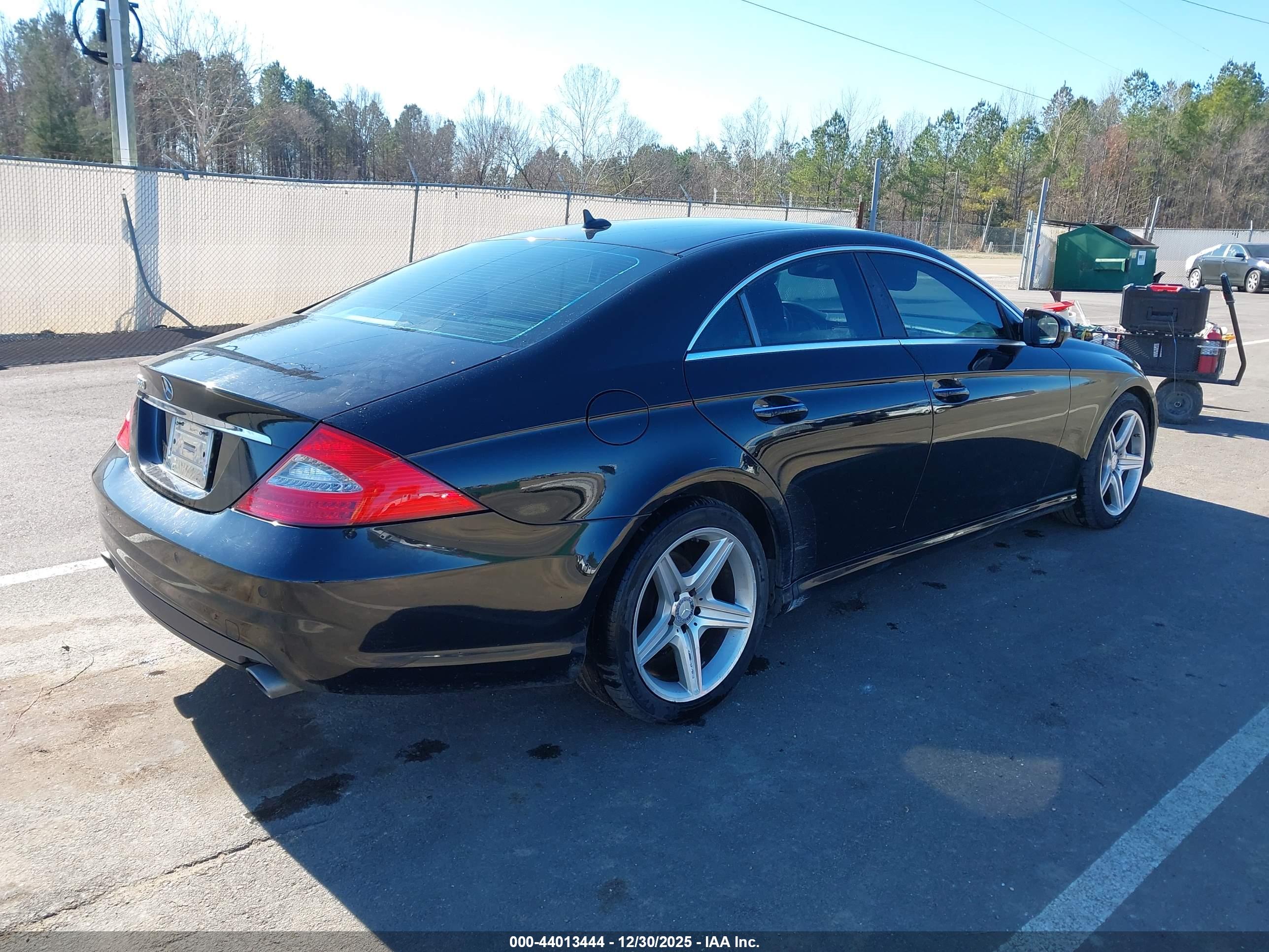 MERCEDES-BENZ CLS image 4
