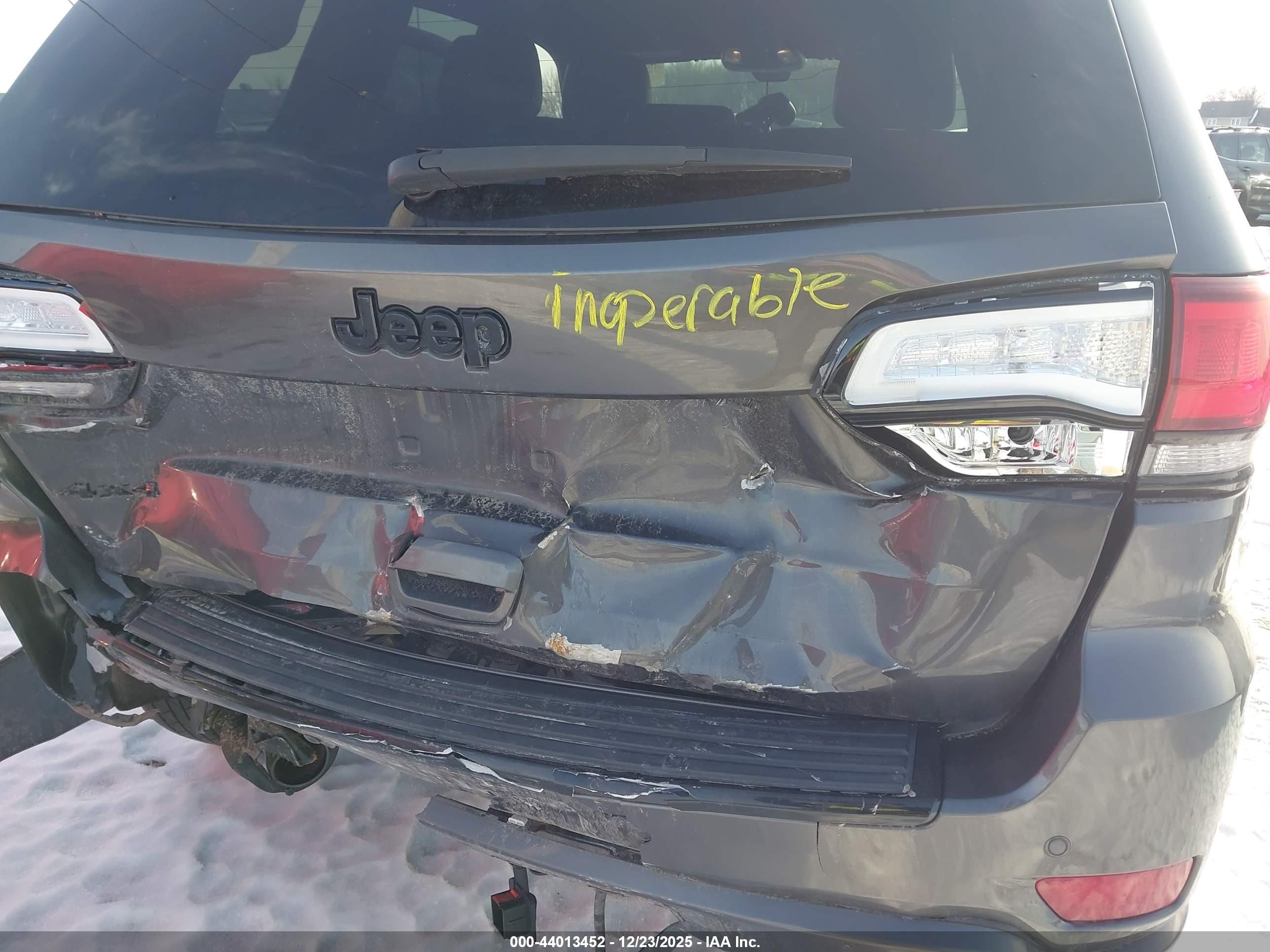 JEEP GRAND image 6