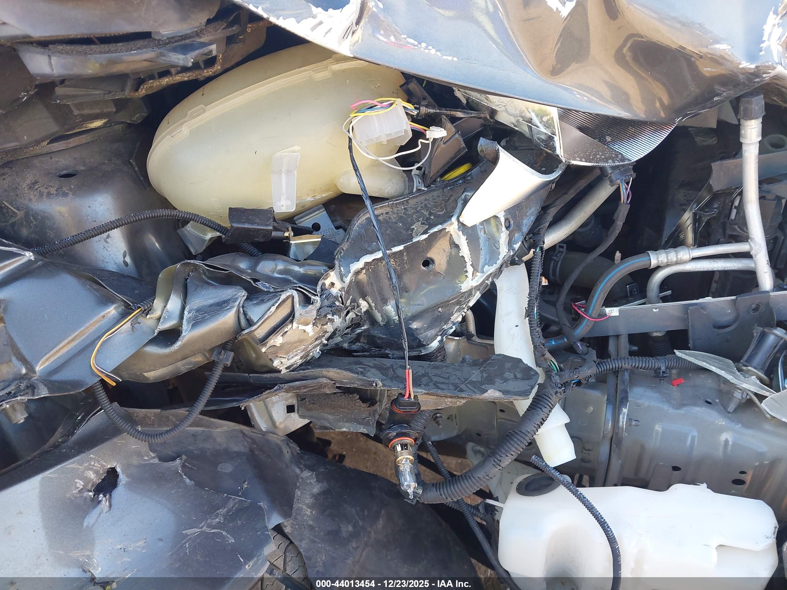 FORD ESCAPE image 10