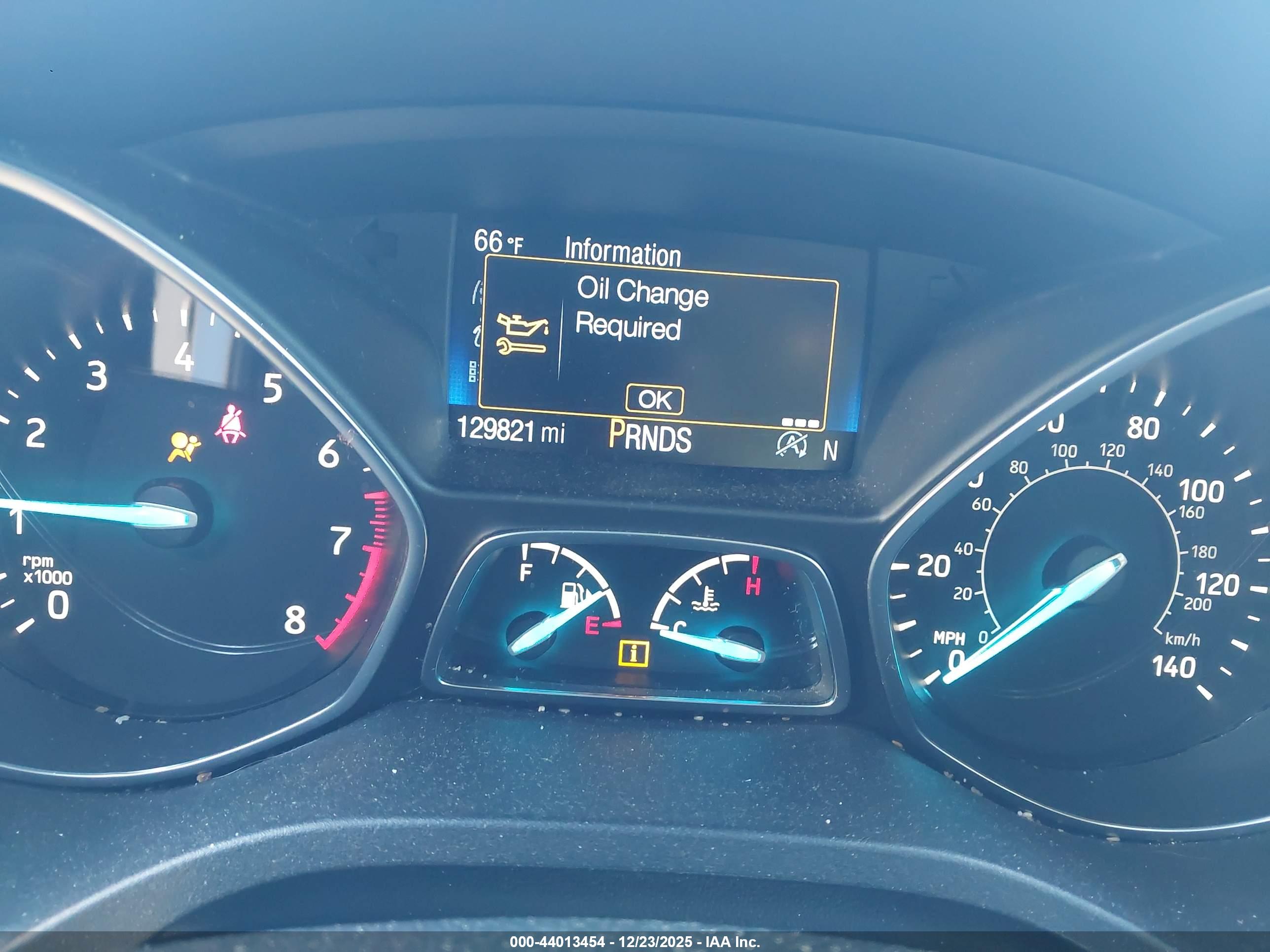 FORD ESCAPE image 7