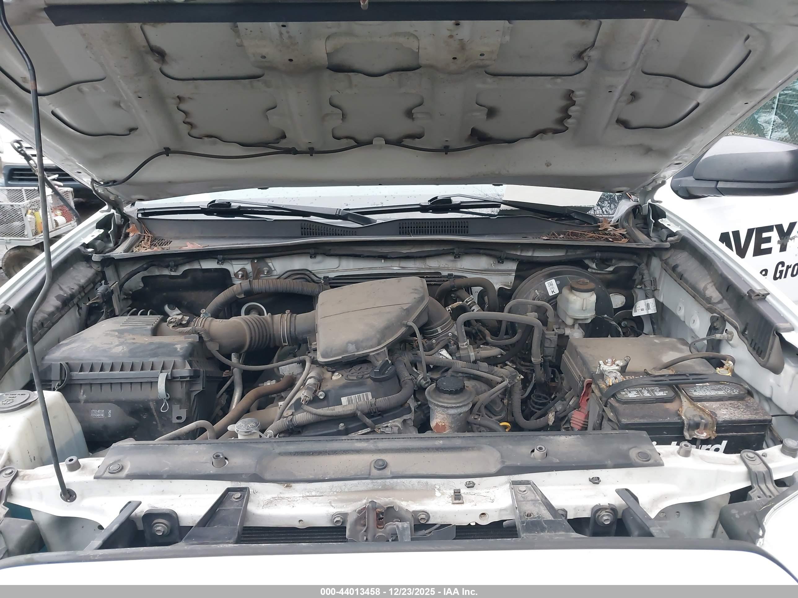 TOYOTA TACOMA image 10