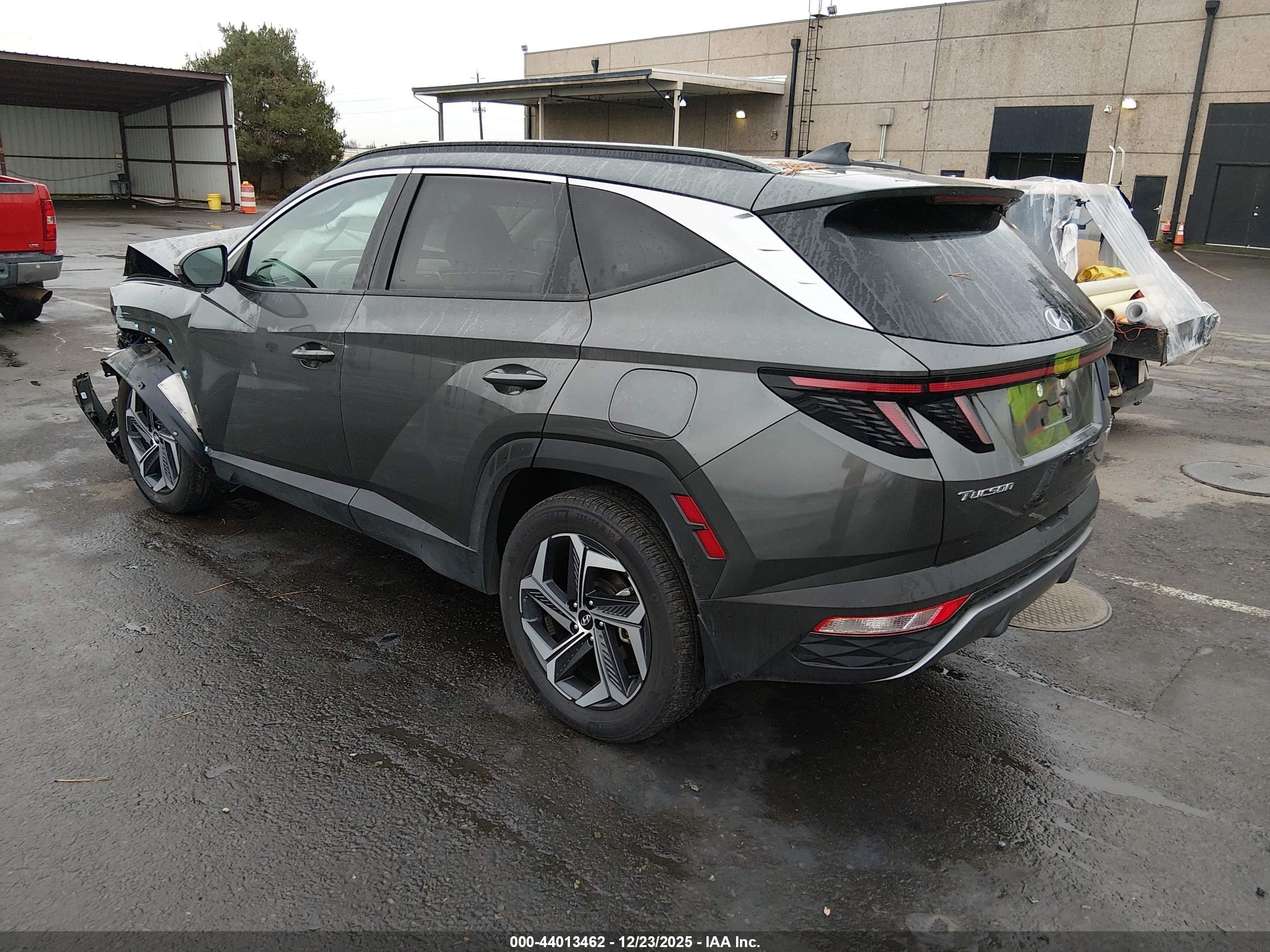 HYUNDAI TUCSON image 3