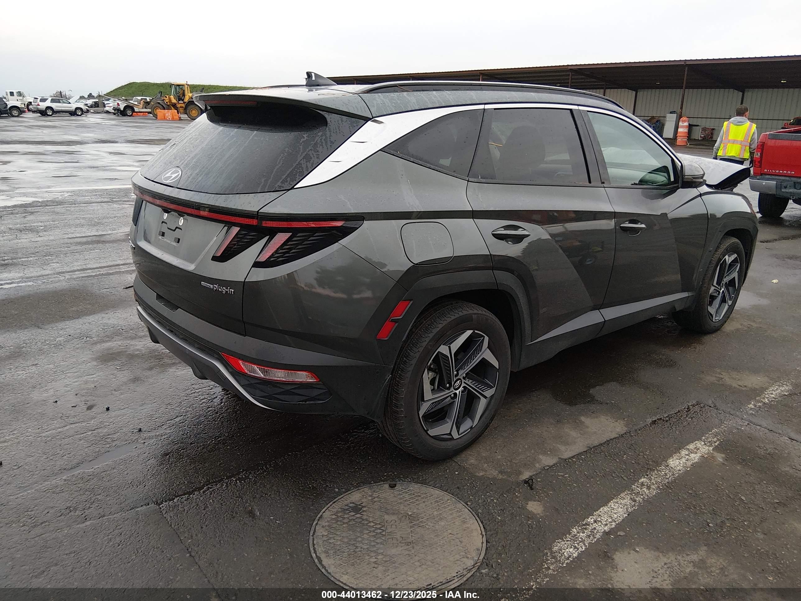 HYUNDAI TUCSON image 4