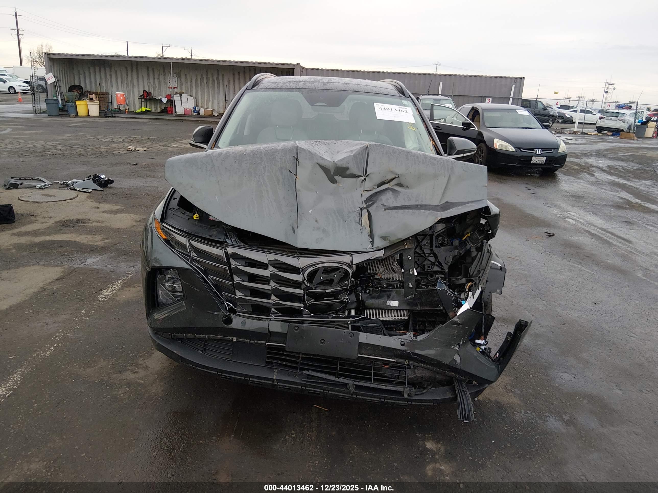 HYUNDAI TUCSON image 6