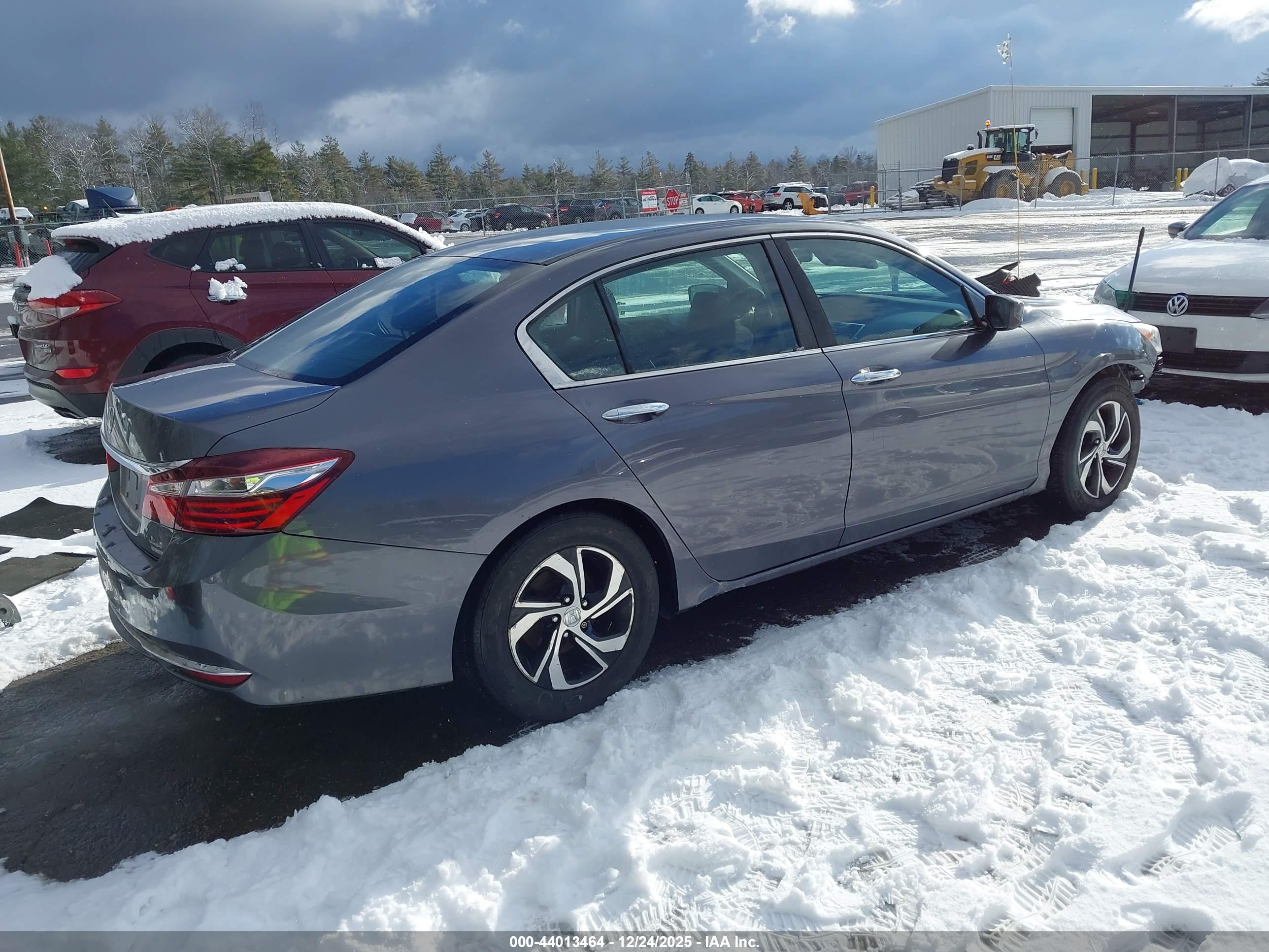 HONDA ACCORD image 4