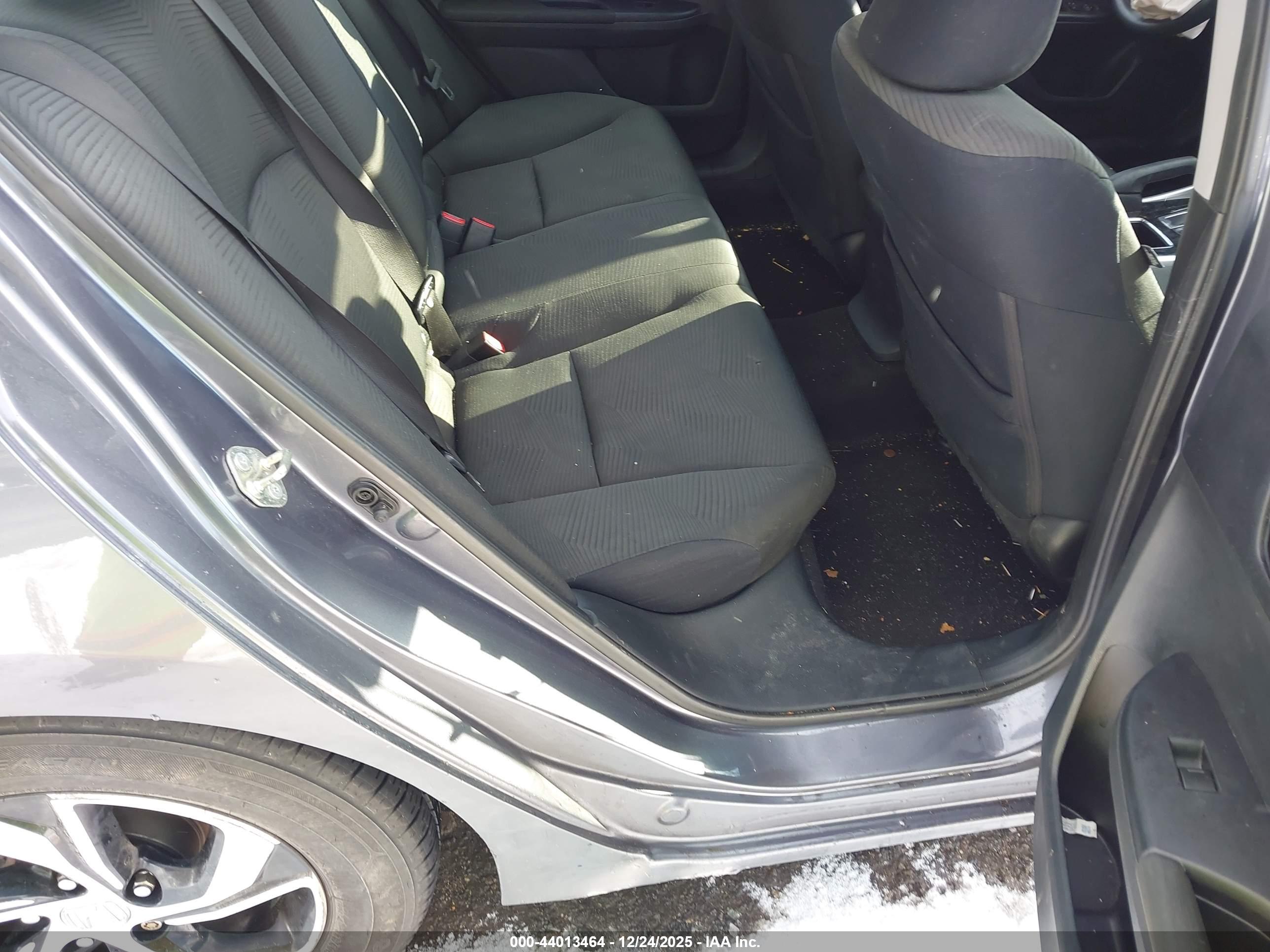 HONDA ACCORD image 8