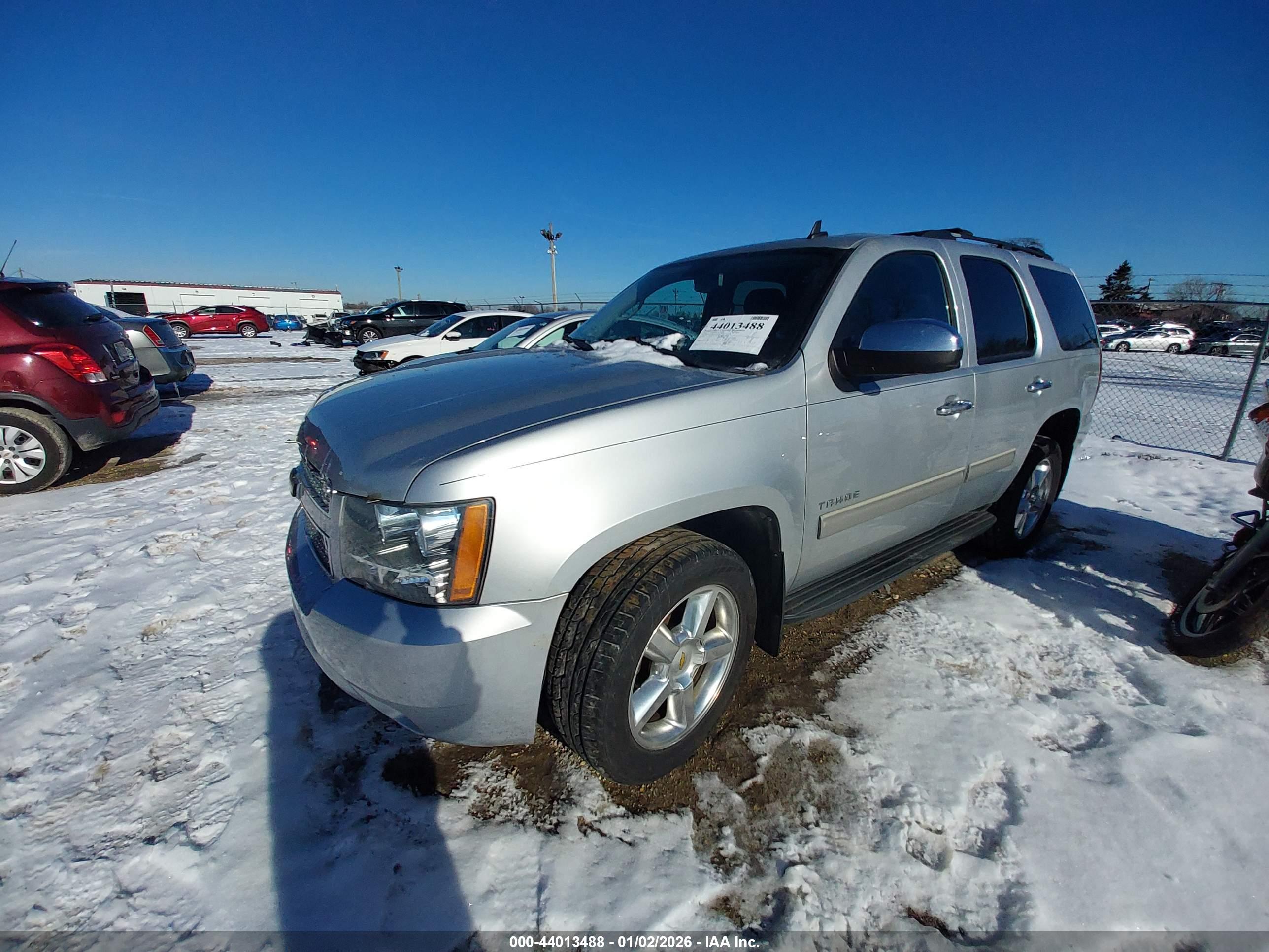 CHEVROLET TAHOE image 2