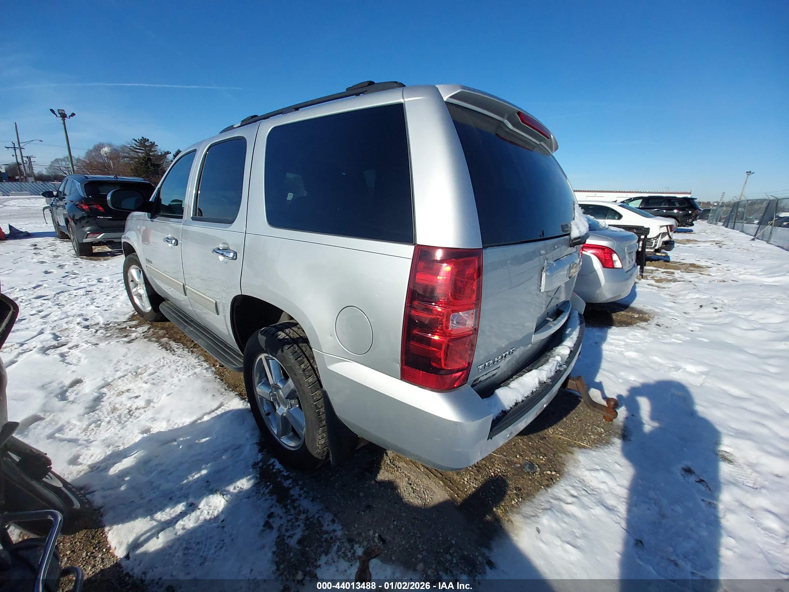 CHEVROLET TAHOE image 3