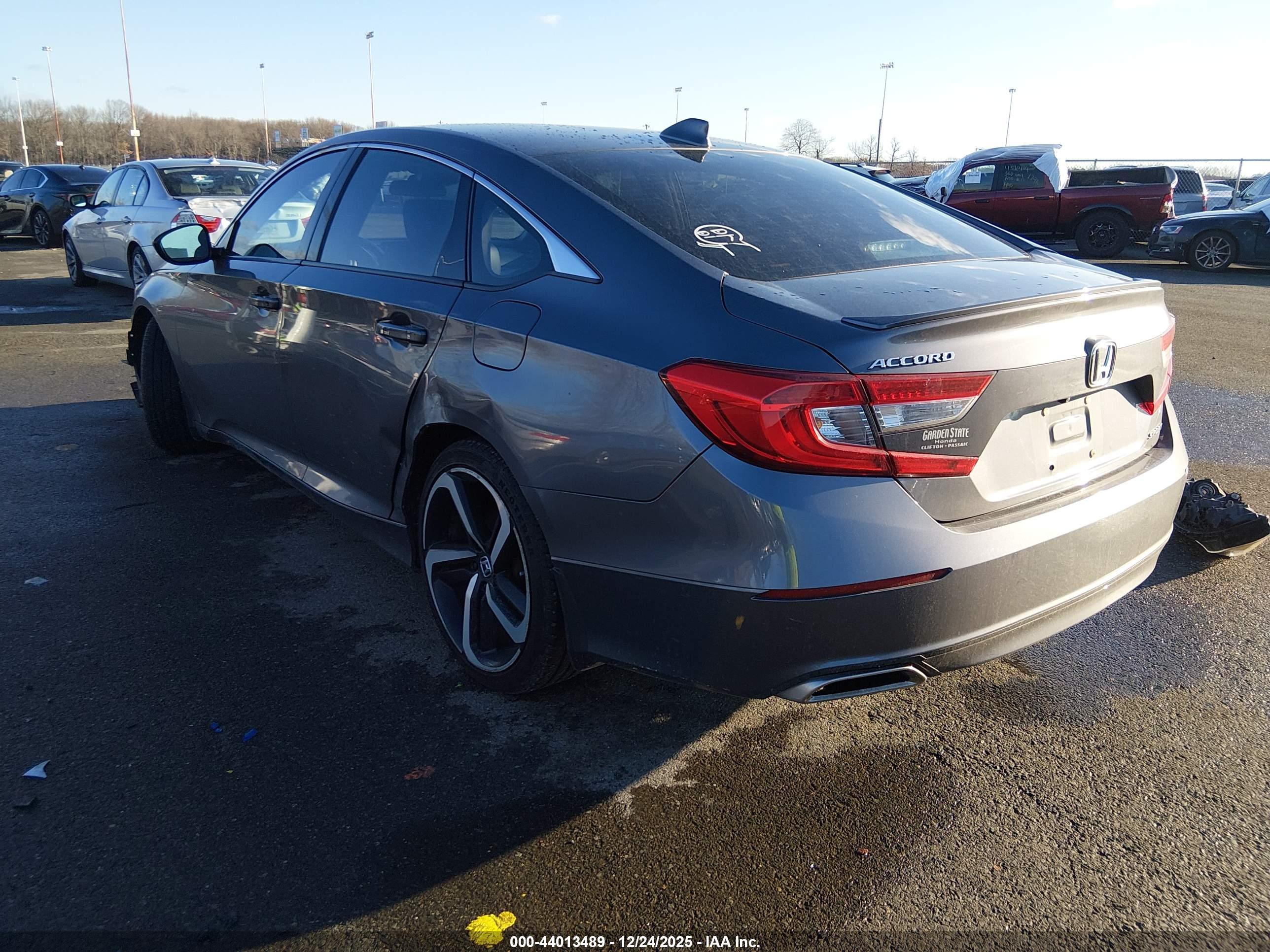 HONDA ACCORD image 3