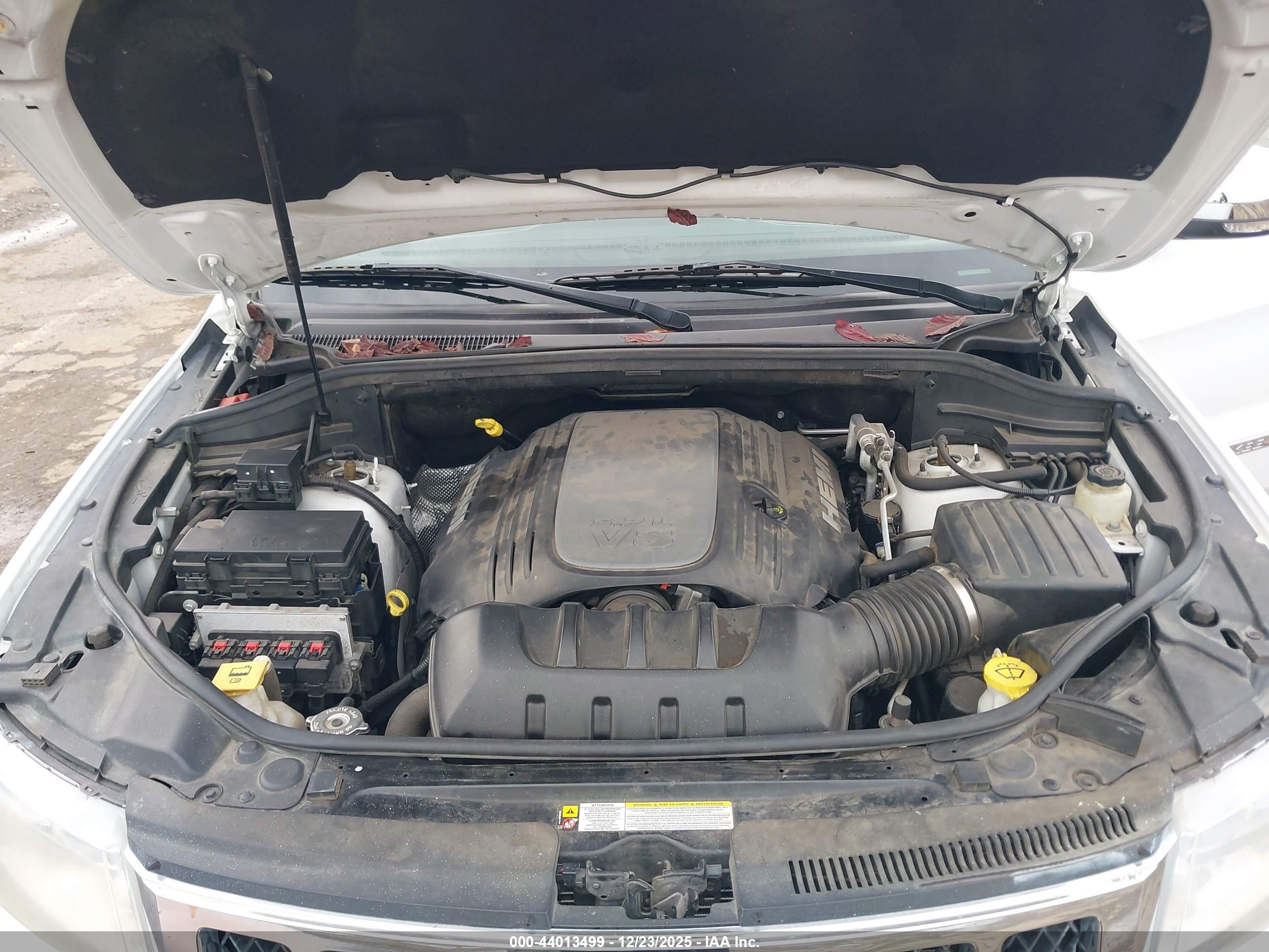 JEEP GRAND image 10