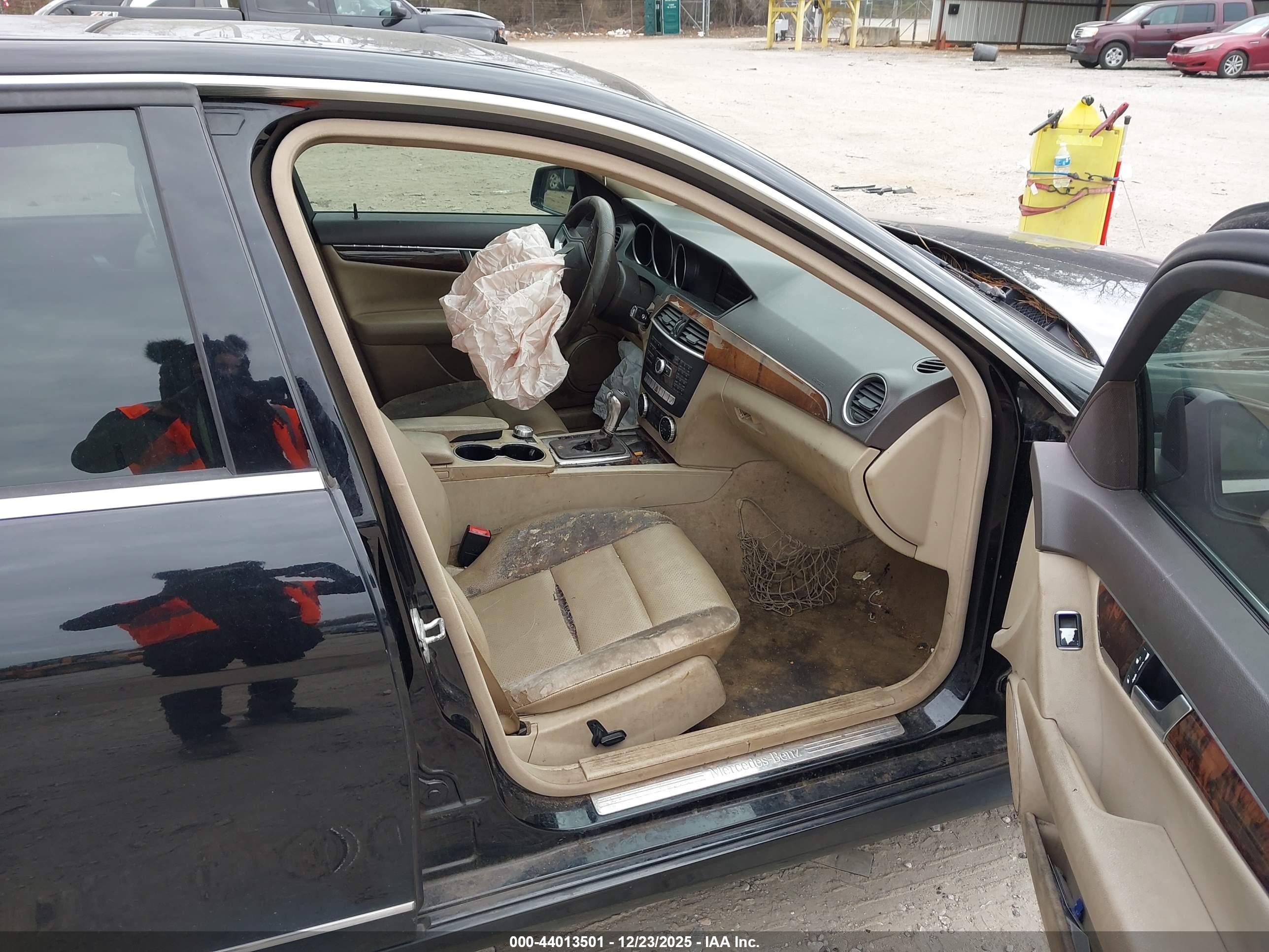MERCEDES-BENZ C image 5
