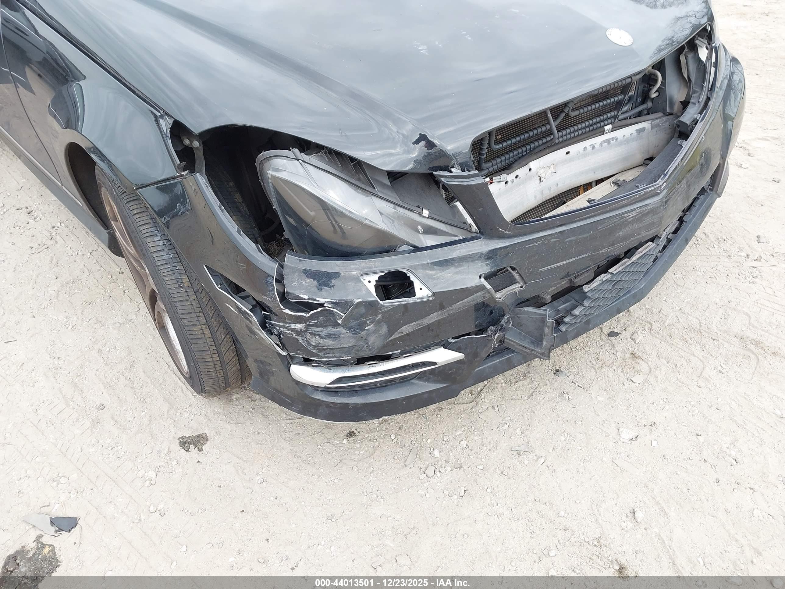 MERCEDES-BENZ C image 6