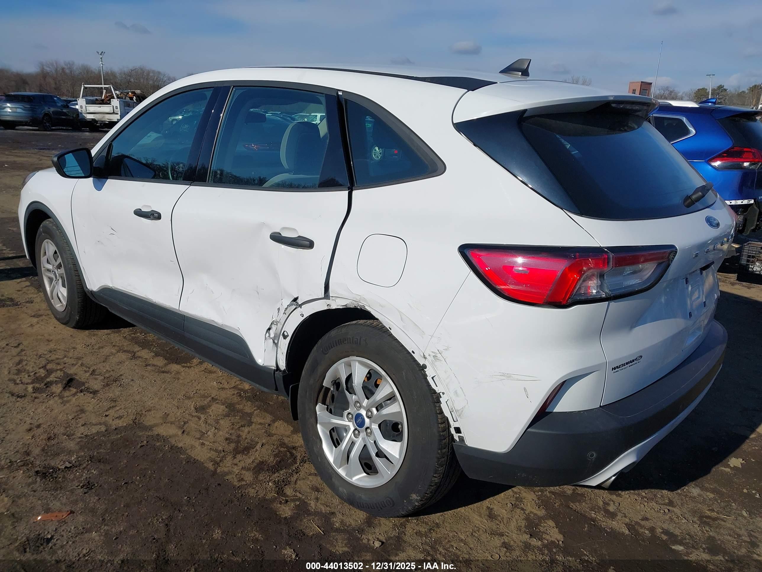 FORD ESCAPE image 6