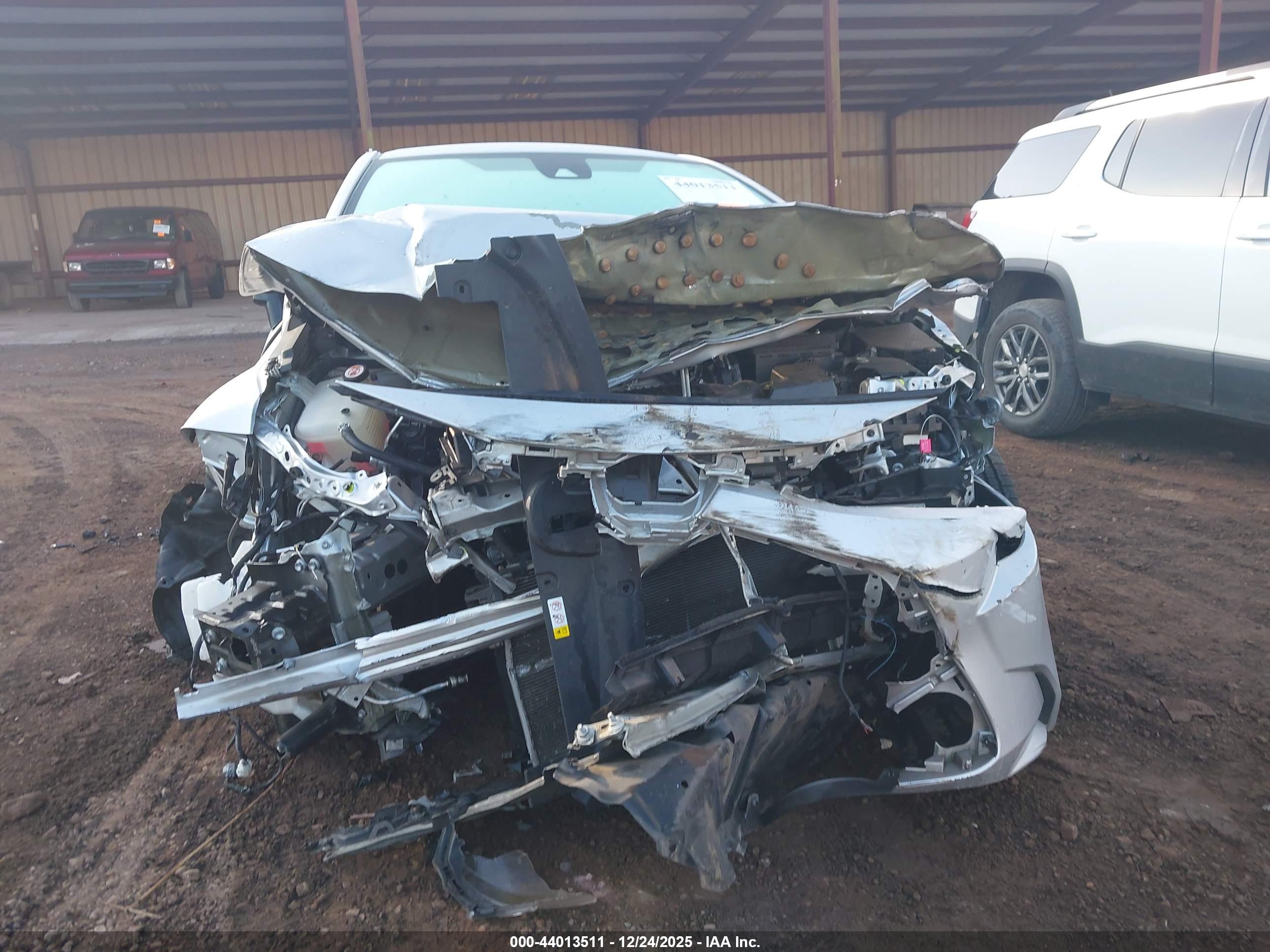 TOYOTA COROLLA image 6
