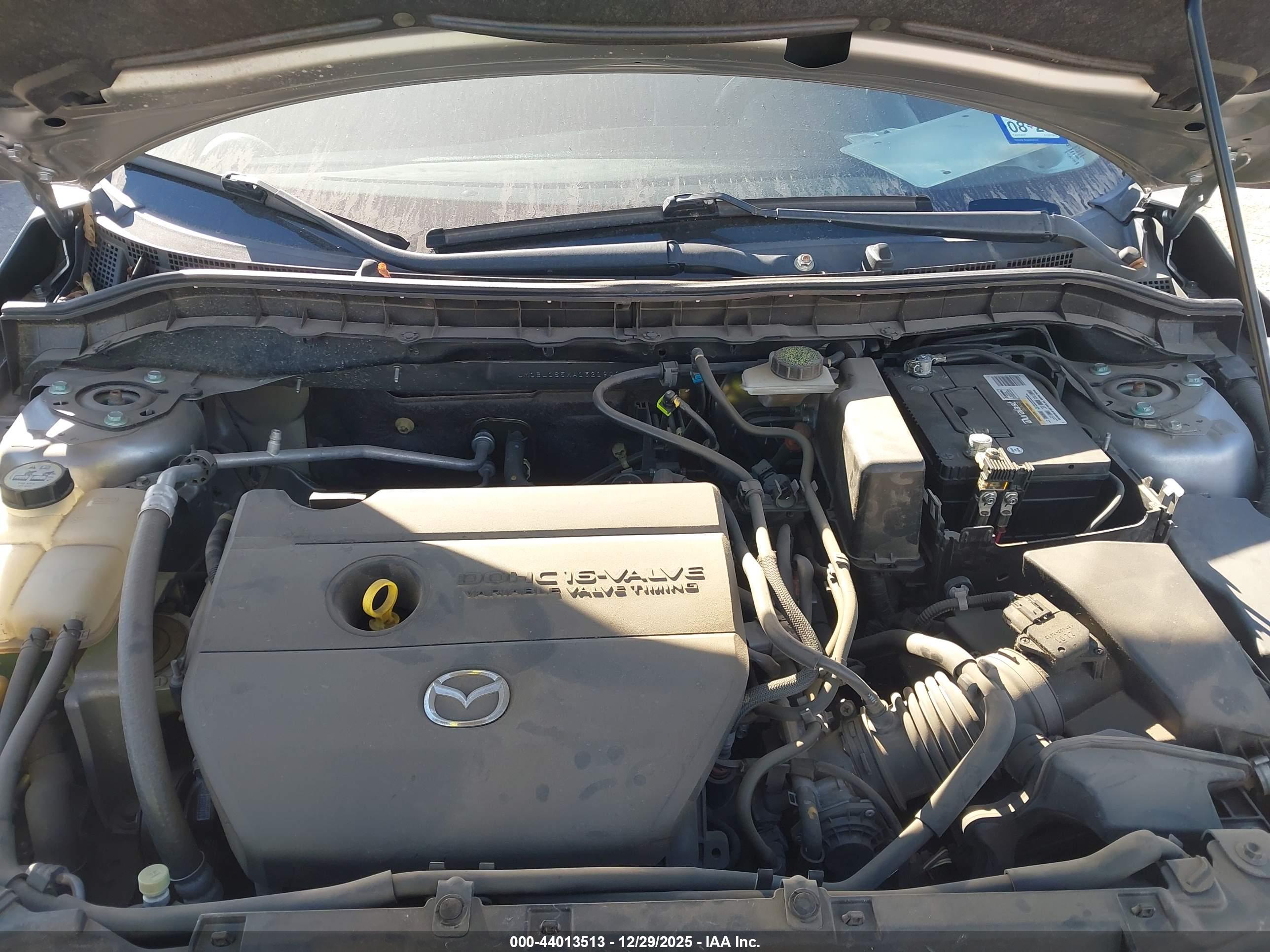 MAZDA MAZDA3 image 10