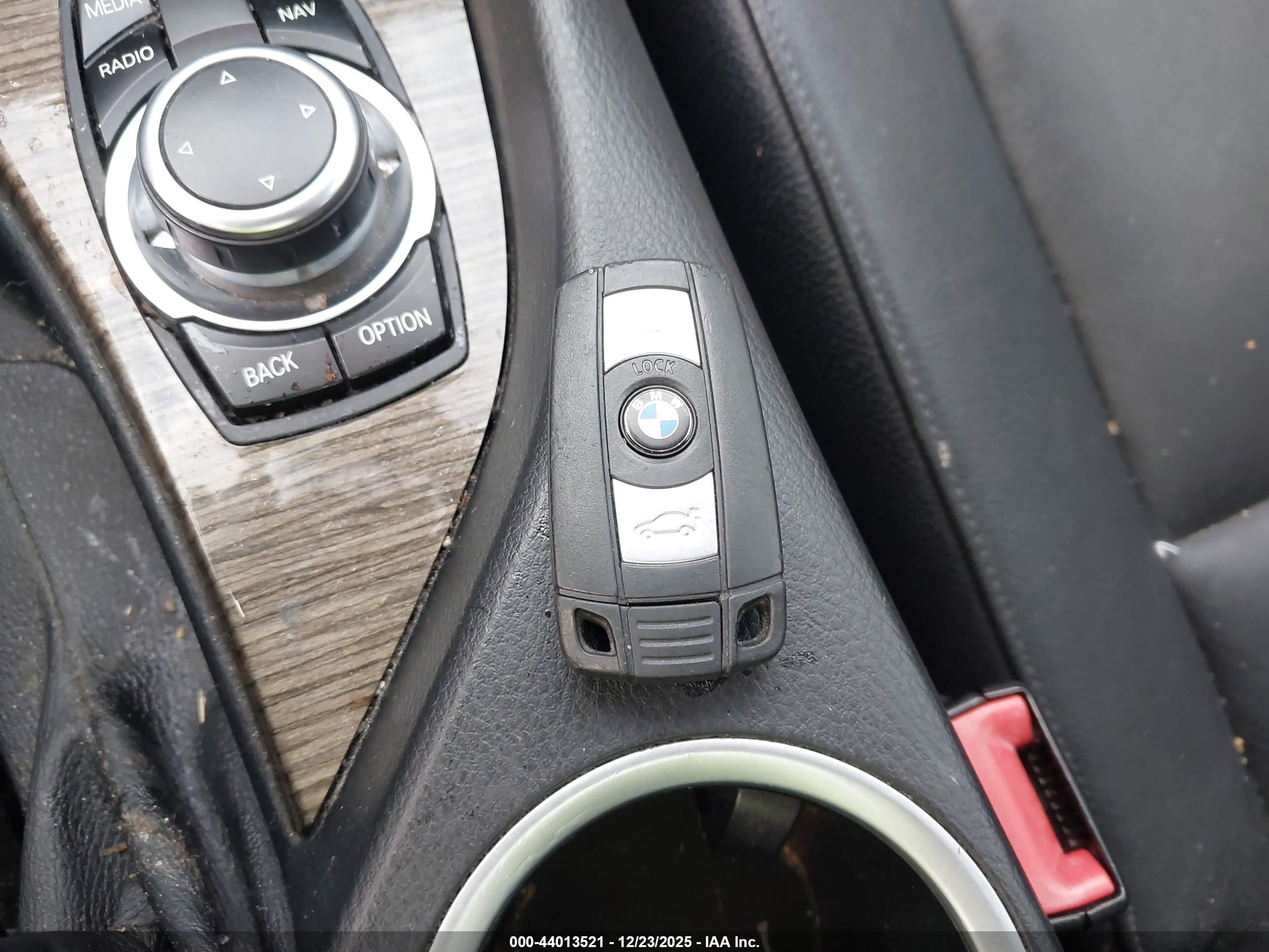 BMW X1 image 11