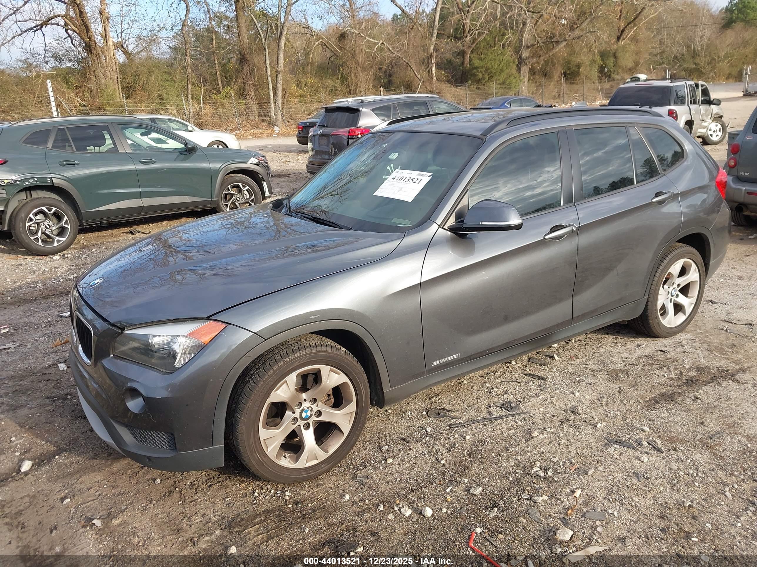 BMW X1 image 2