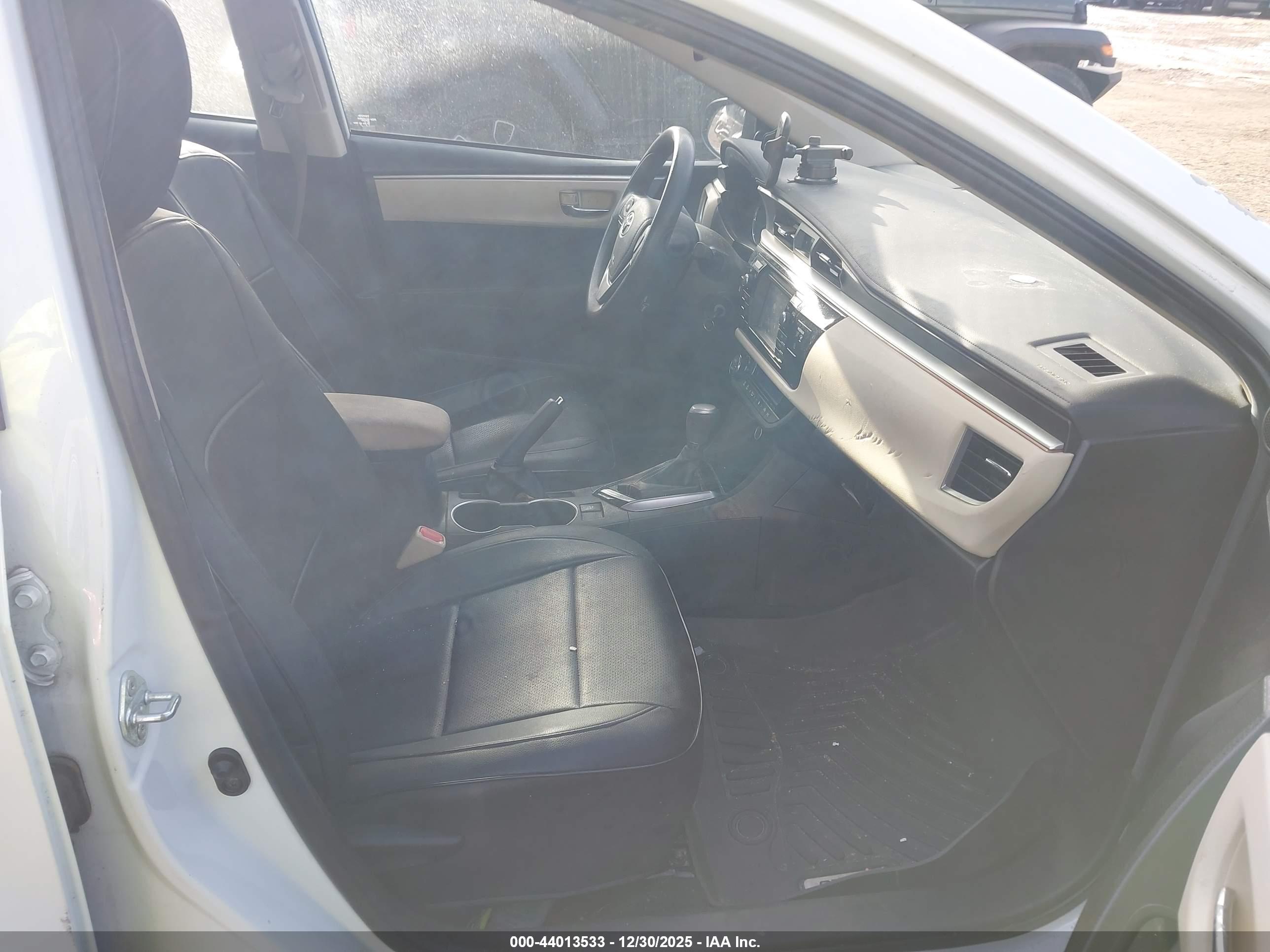 TOYOTA COROLLA image 5