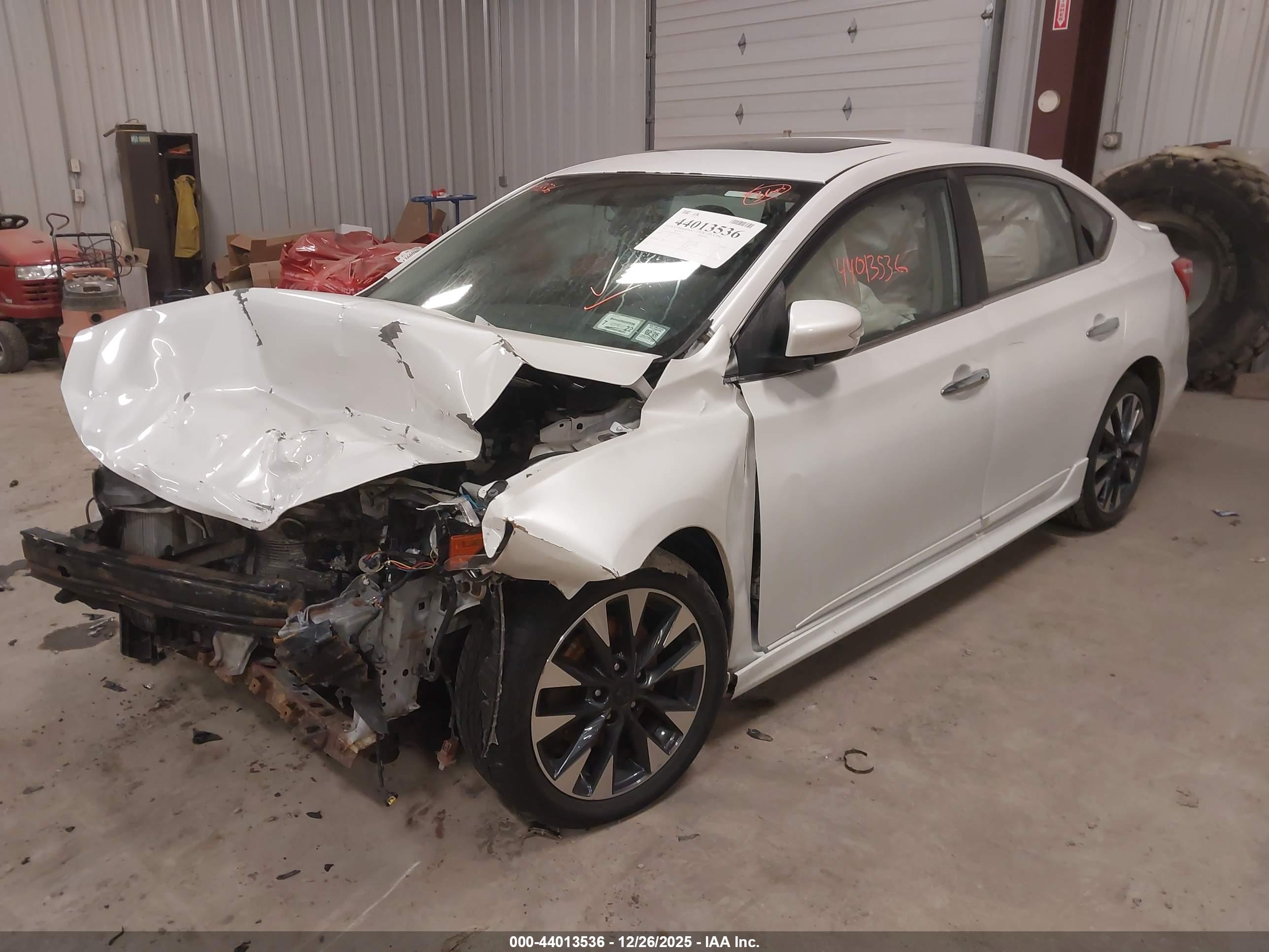 NISSAN SENTRA image 2