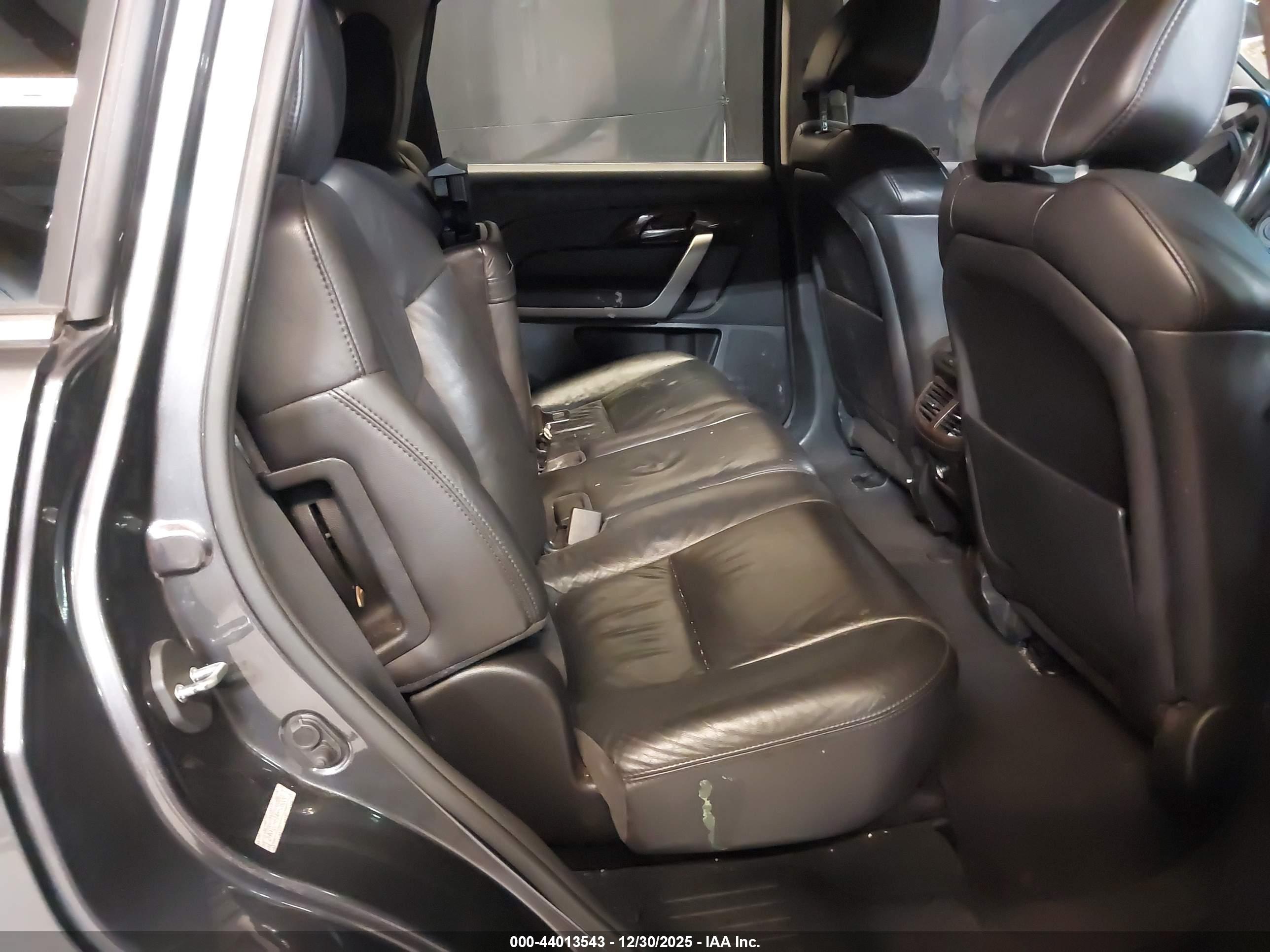 ACURA MDX image 8