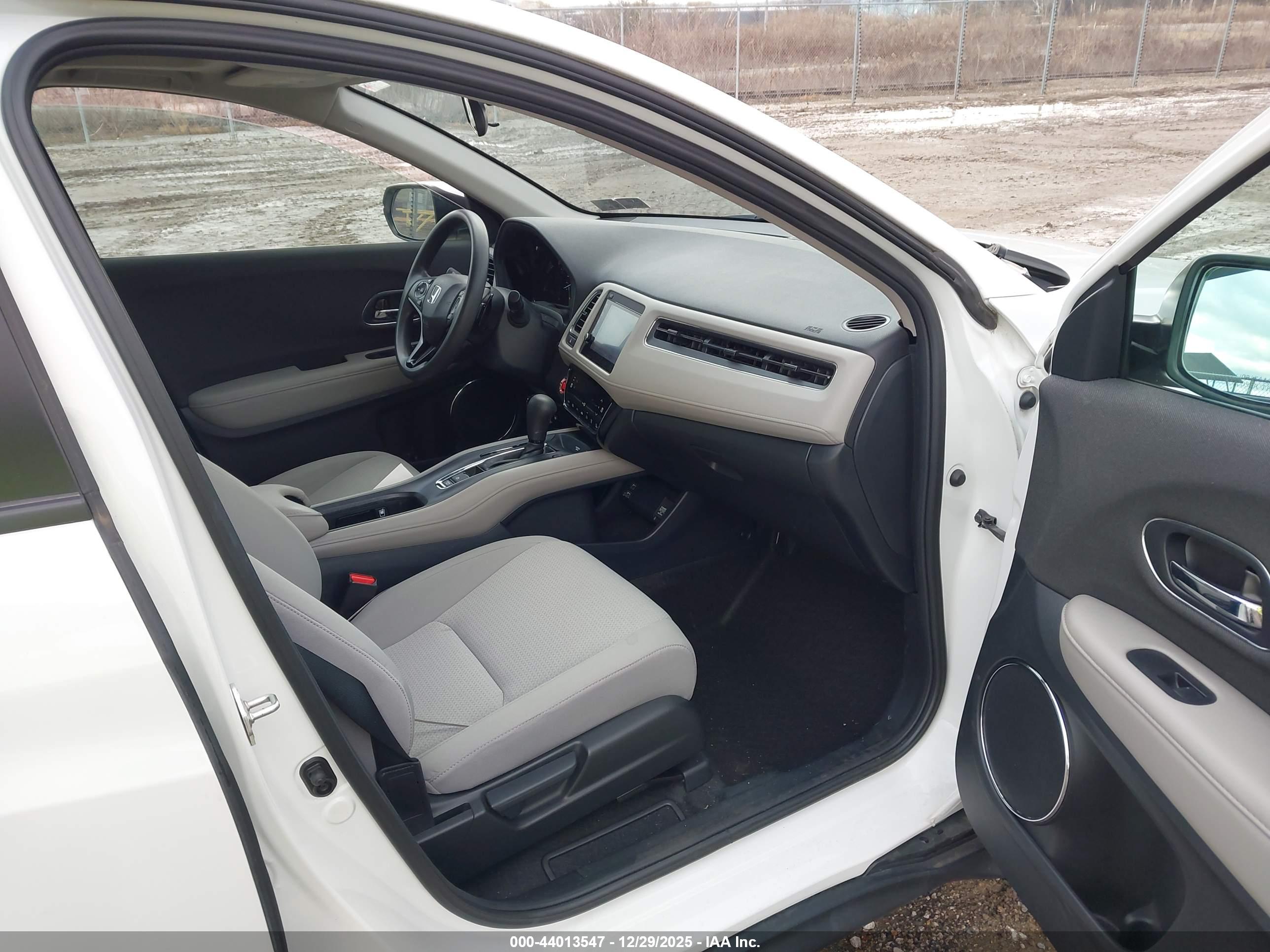 HONDA HR-V image 5
